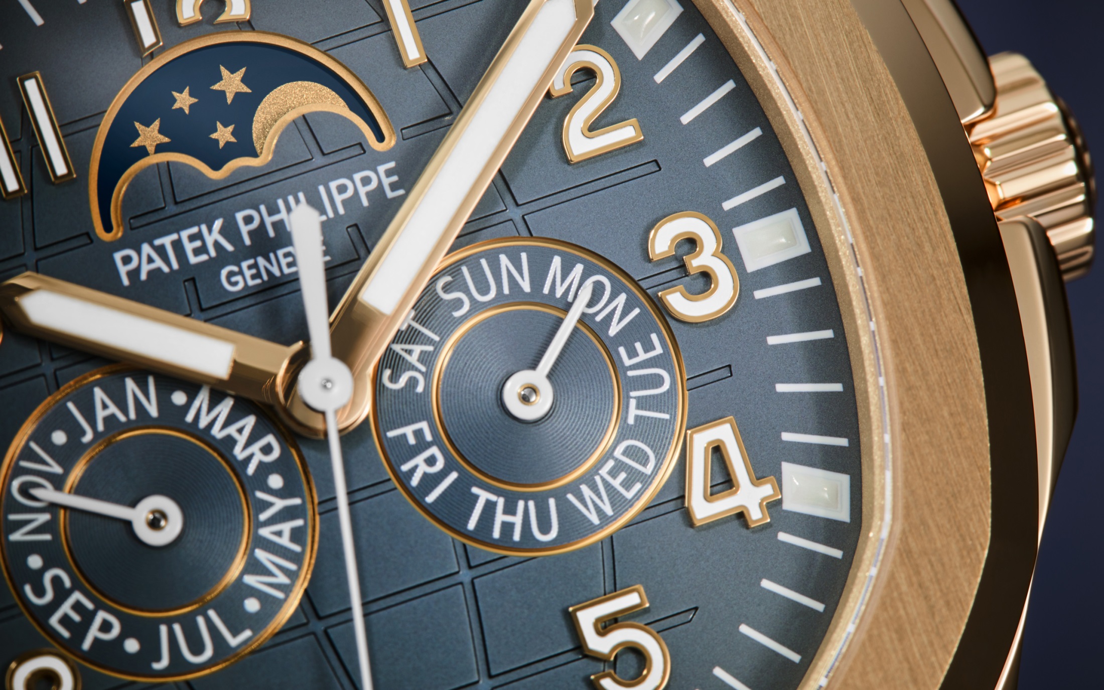 Aquanaut Luce Annual Calendar Rose Gold Blue Dial 39mm Product Image 5