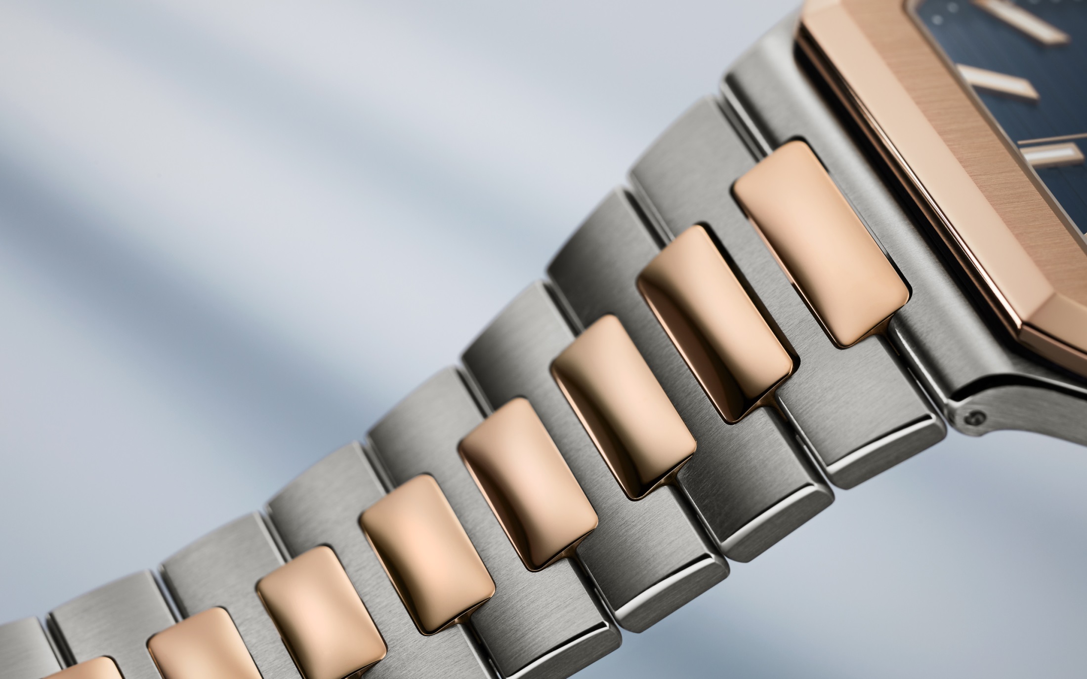 Cubitus Date Rose Gold & Steel Blue Dial 45mm Product Image 4