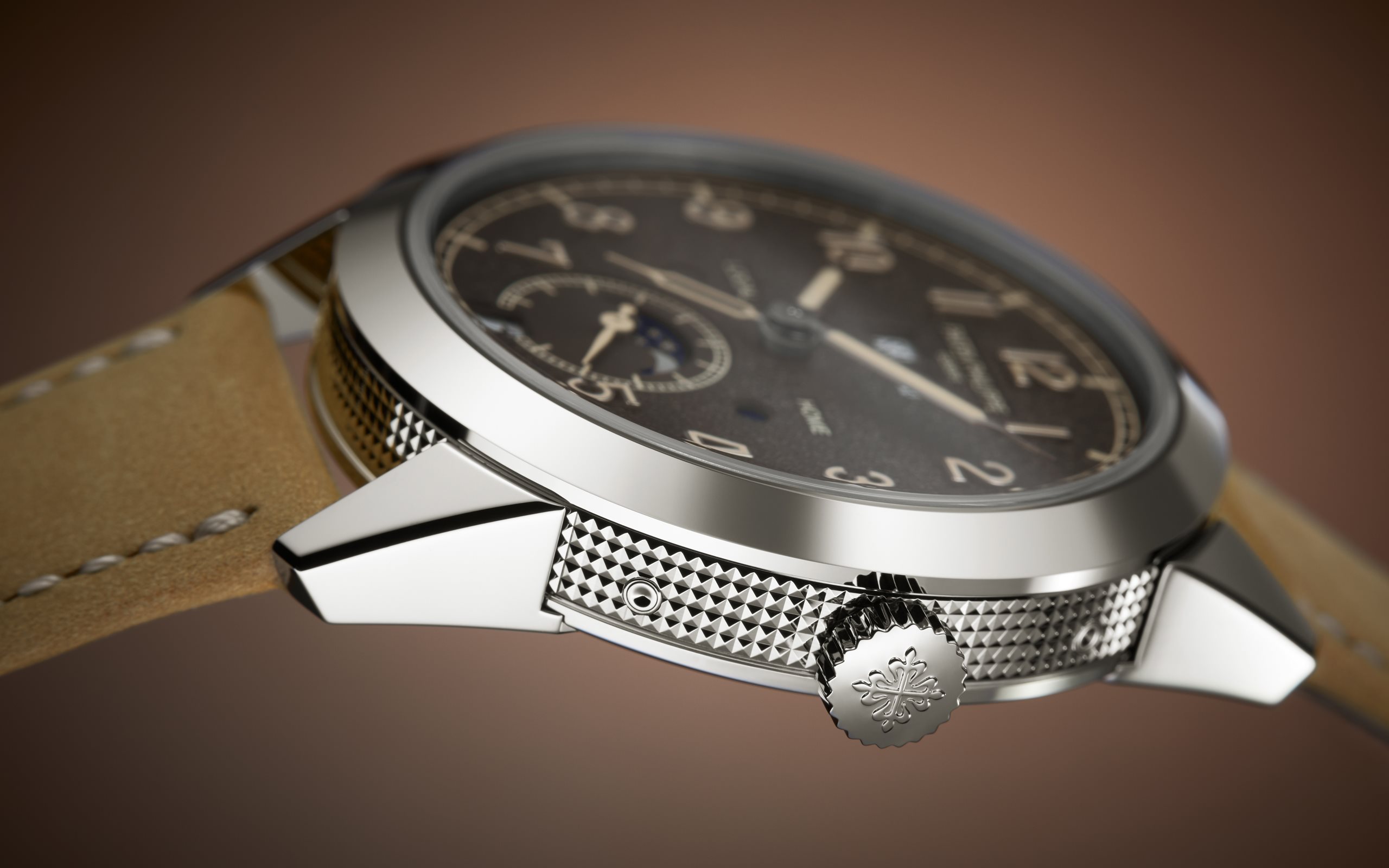 Calatrava Annual Calendar Travel Time White Gold Grey Dial 41mm Product Image 2