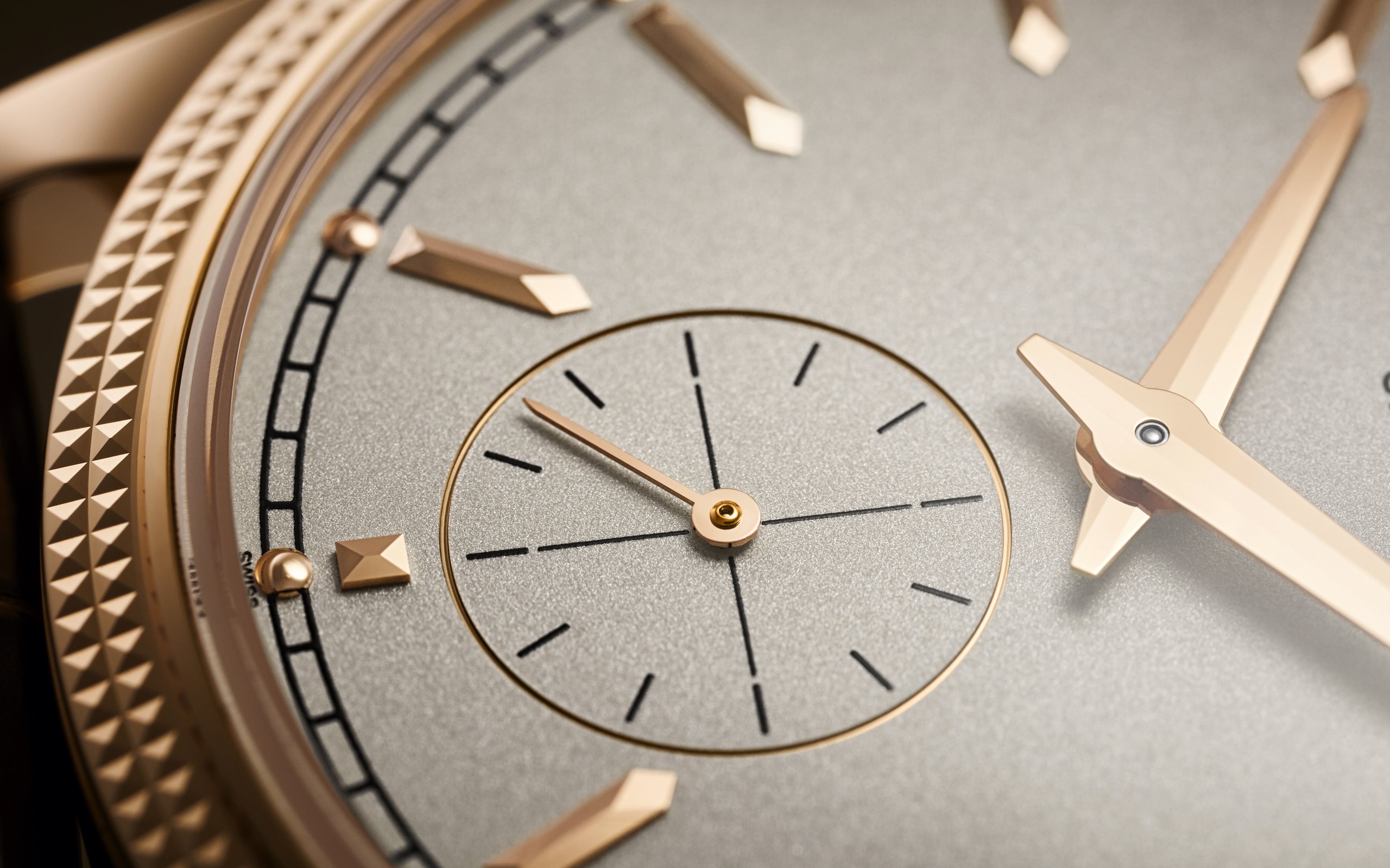 Calatrava Rose Gold Silver Dial 39mm Product Image 4