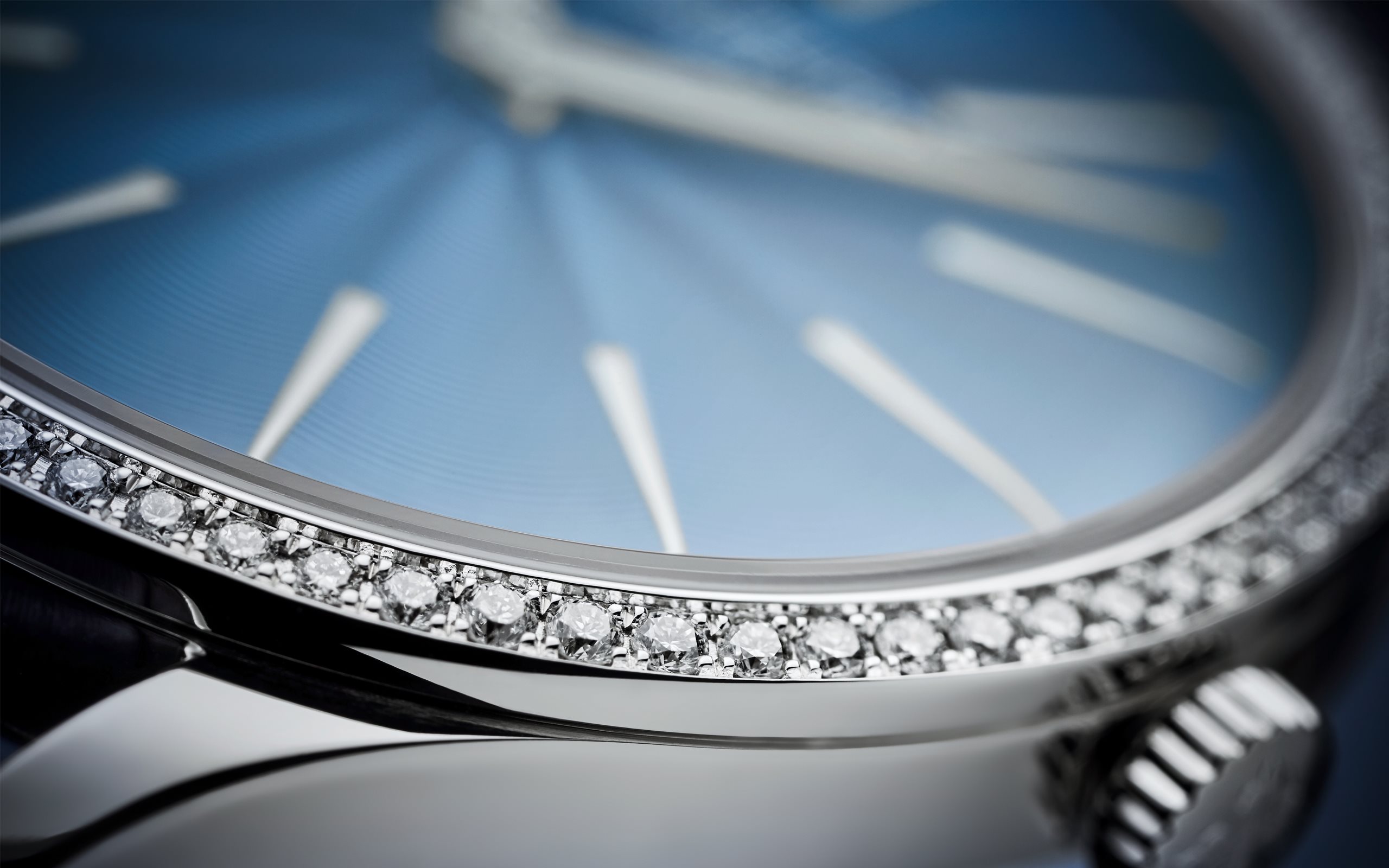Calatrava White Gold Diamond Blue Dial 35mm Product Image 2