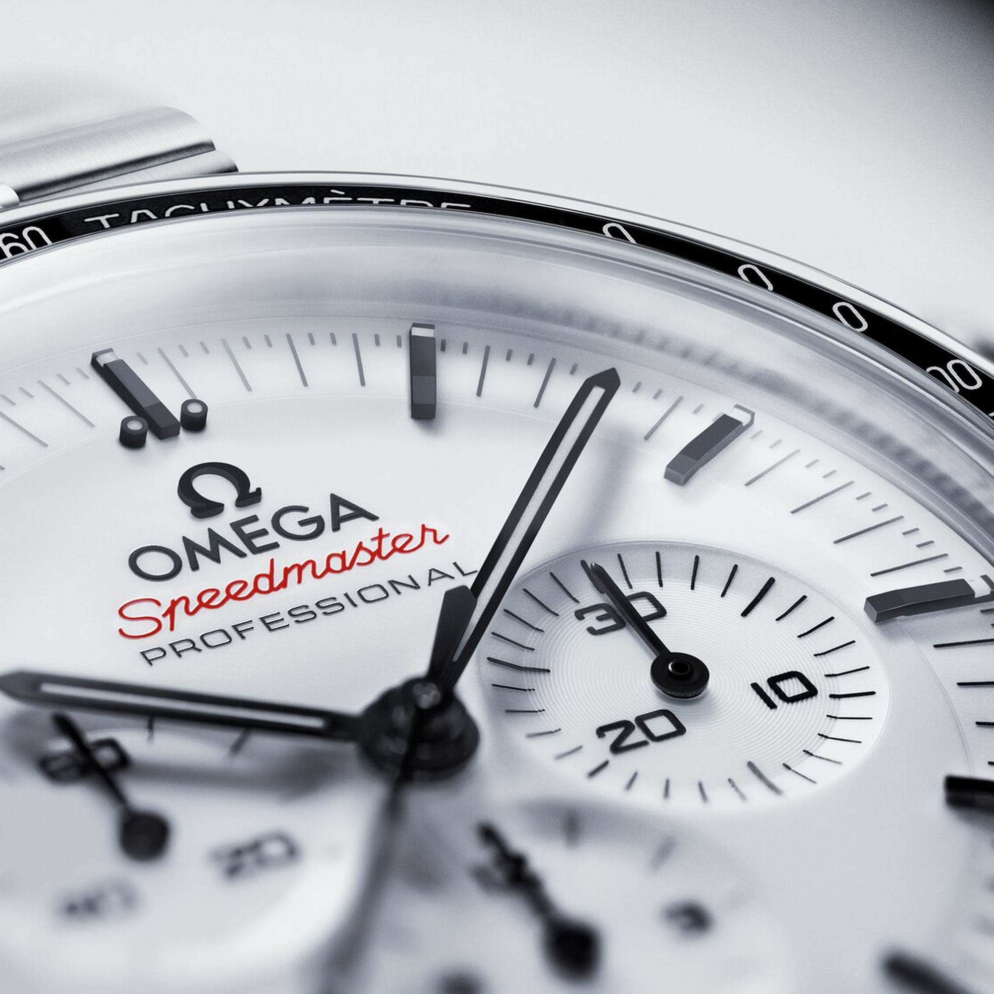 Speedmaster Professional Moonwatch Steel White Dial 42mm Product Image 2