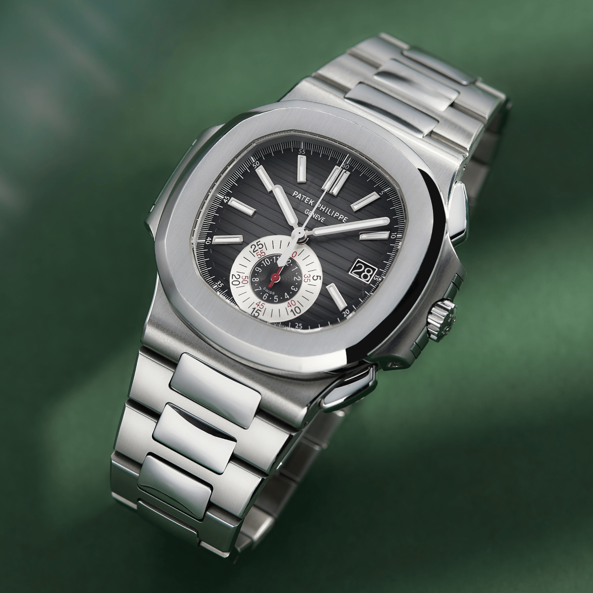 Nautilus Chronograph Steel Black Dial 40mm Product Image
