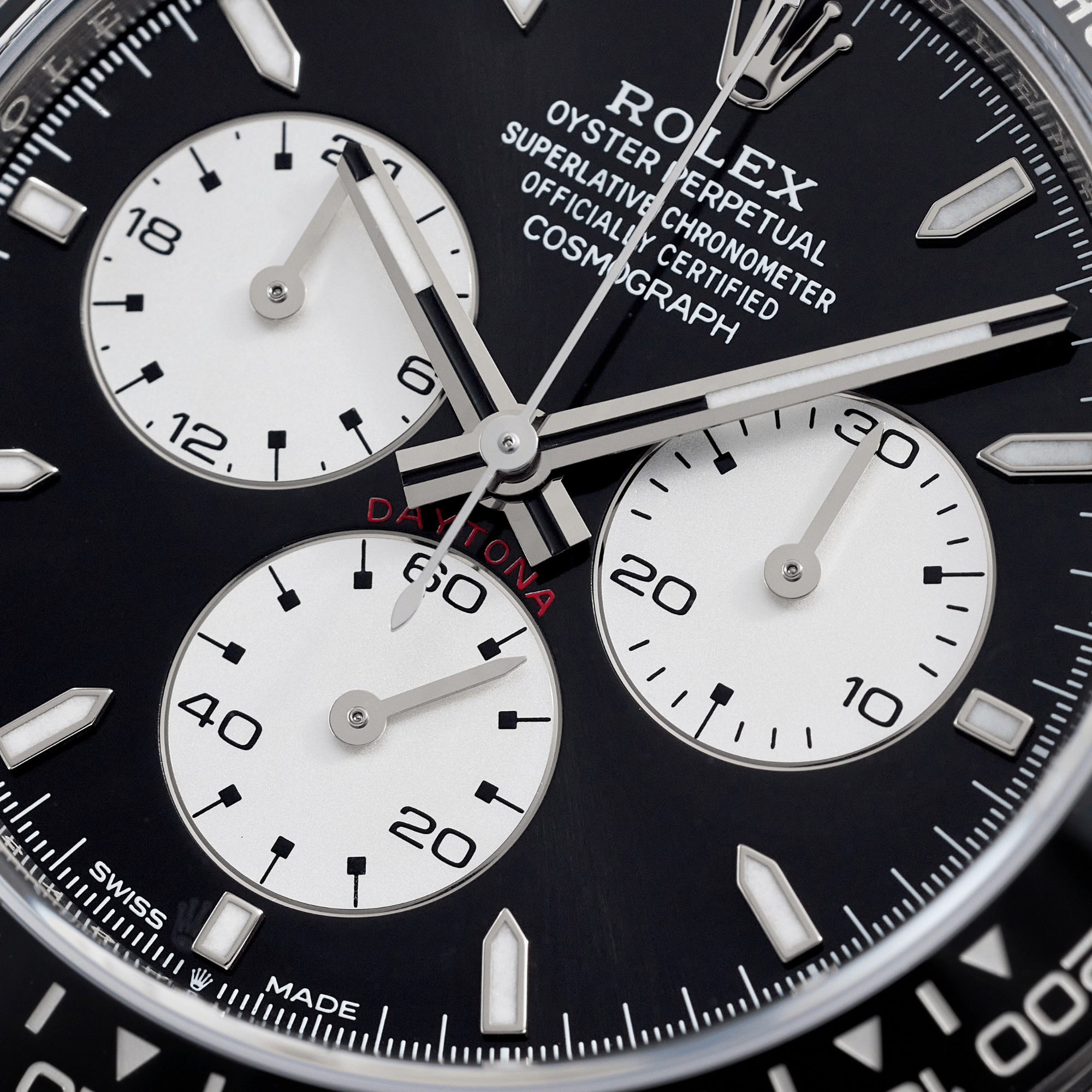 Daytona "Le Mans 100th Anniversary" White Gold Black Dial 40mm Product Image 9