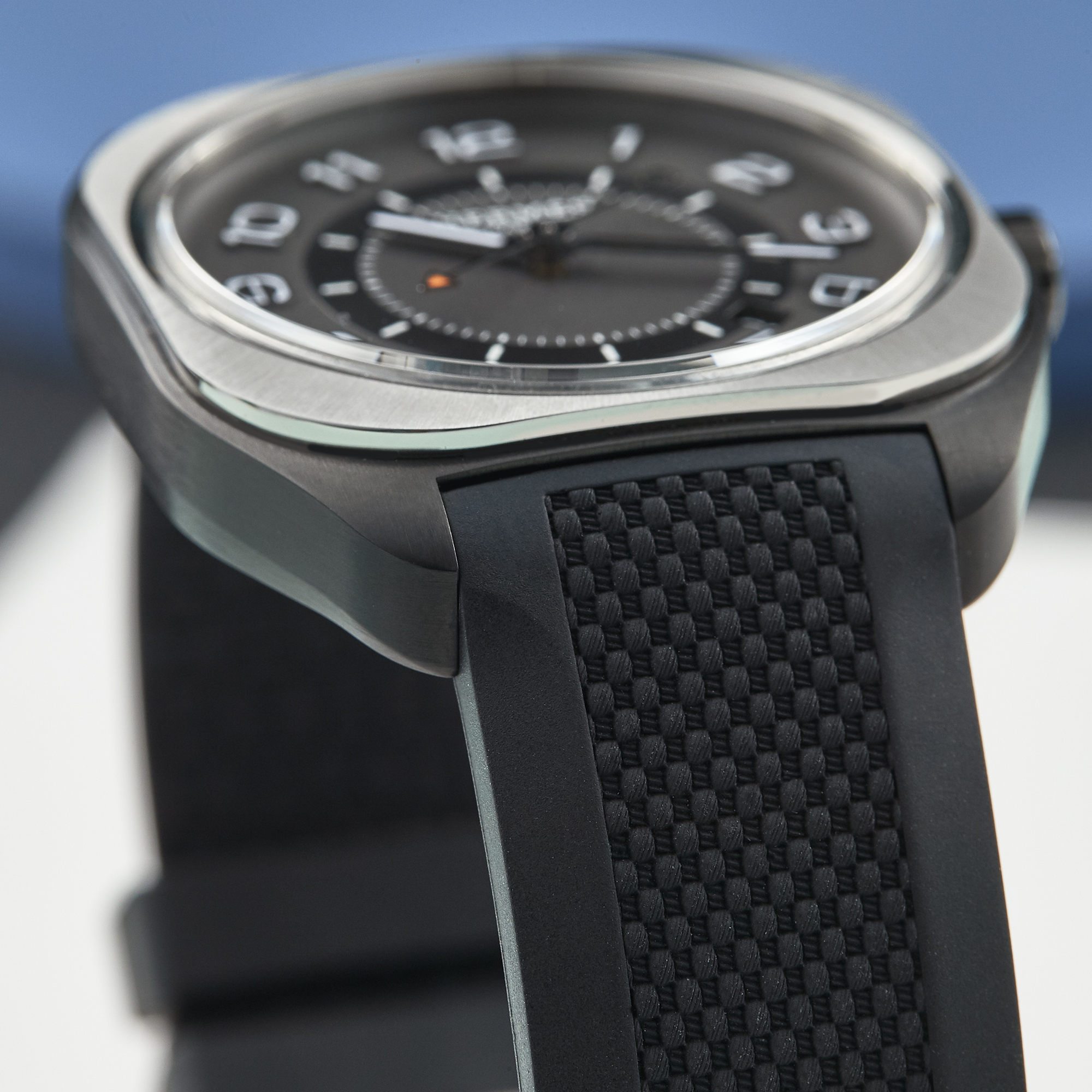 H08 Hermes SP1.741 39mm Product Image 5