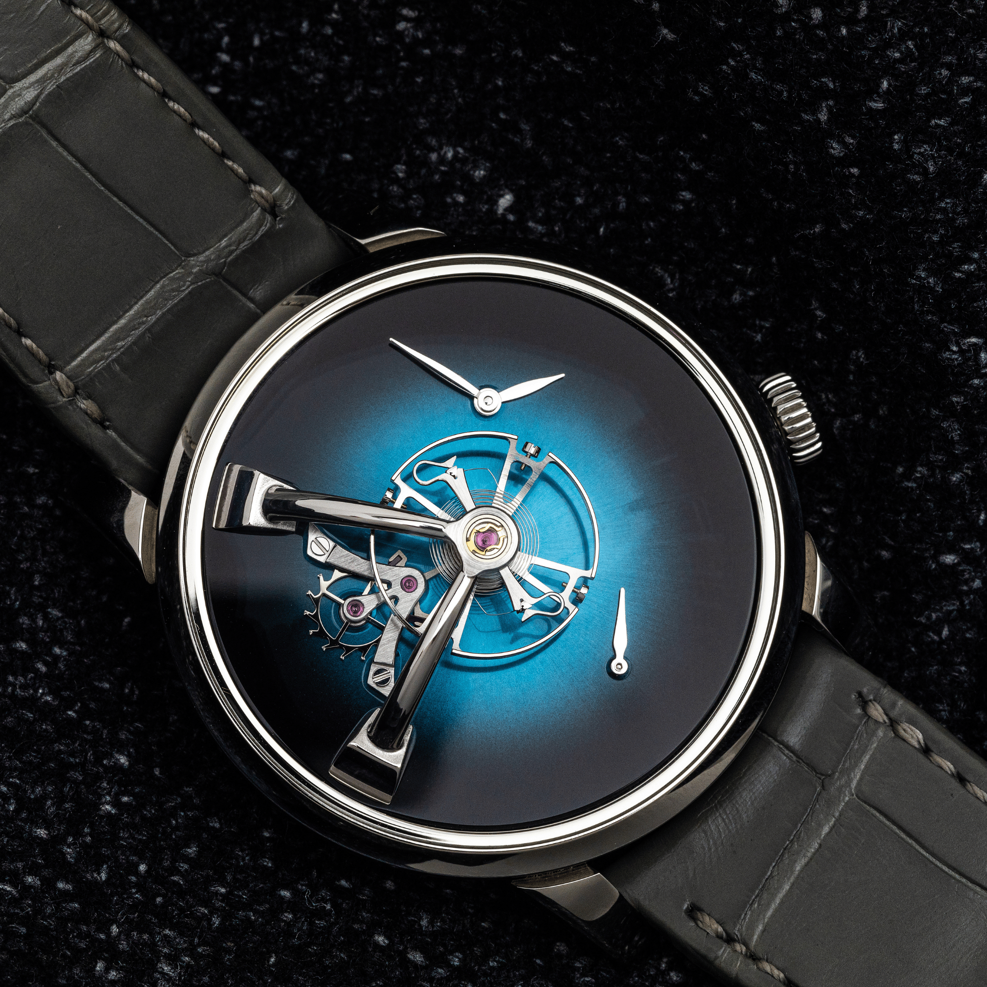 Legacy Machine MB&F x Moser LM101 40mm Product Image