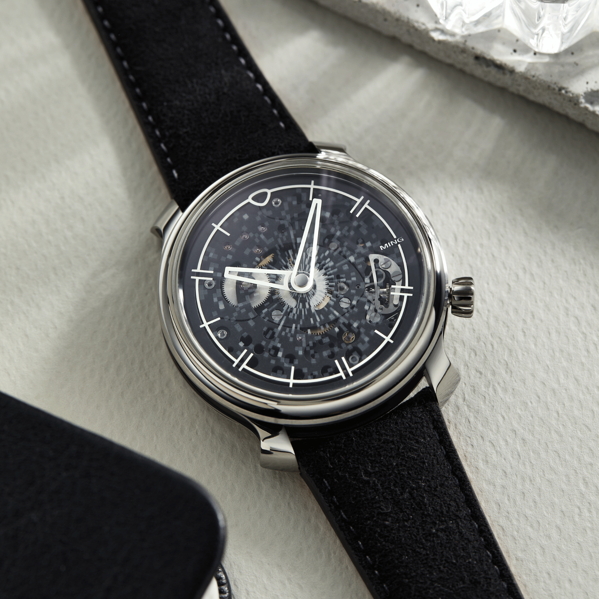 20.11 Mosaic Titanium 41mm Product Image 3
