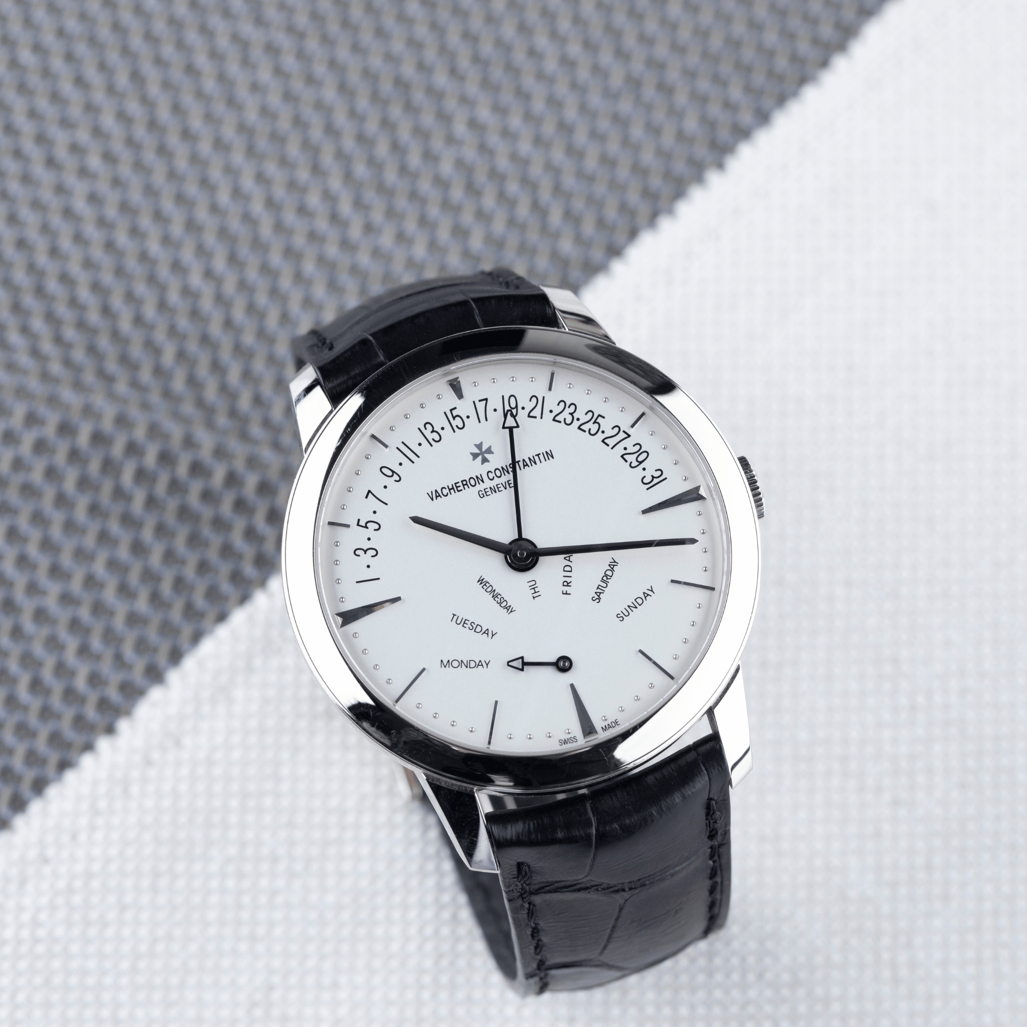 Patrimony Retrograde Day-Date White Gold Silver Dial 43mm Product Image