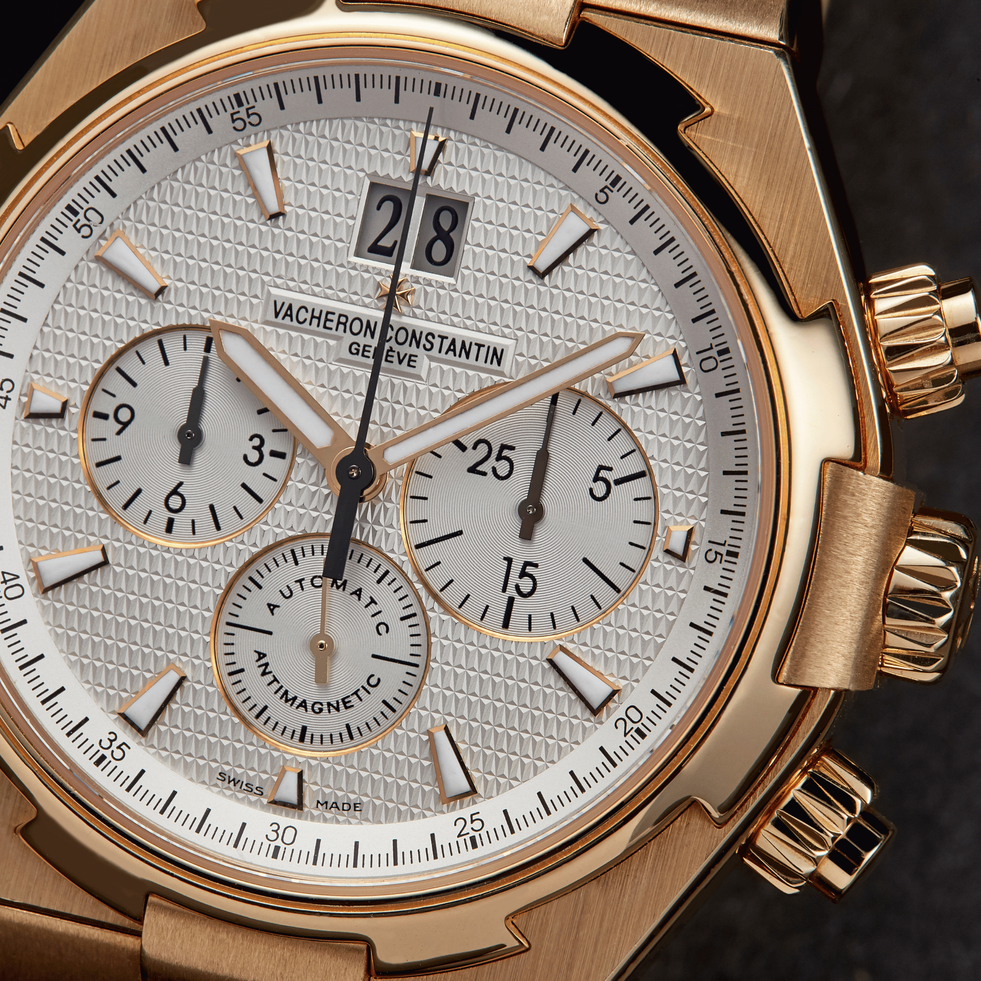 Overseas Chronograph Yellow Gold Silver Dial 42mm Product Image