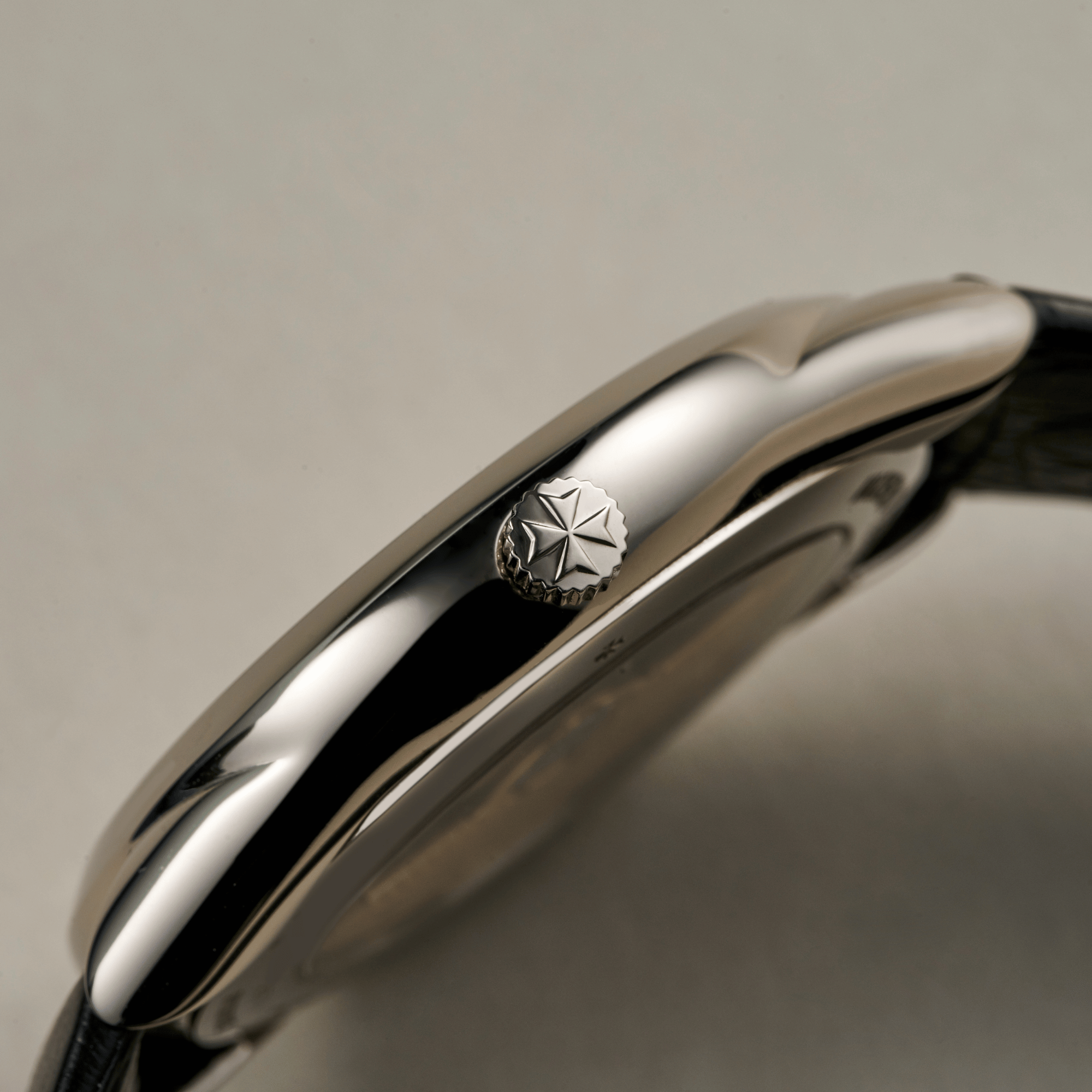 Métiers d'Art Les Univers Infinis 40mm Product Image