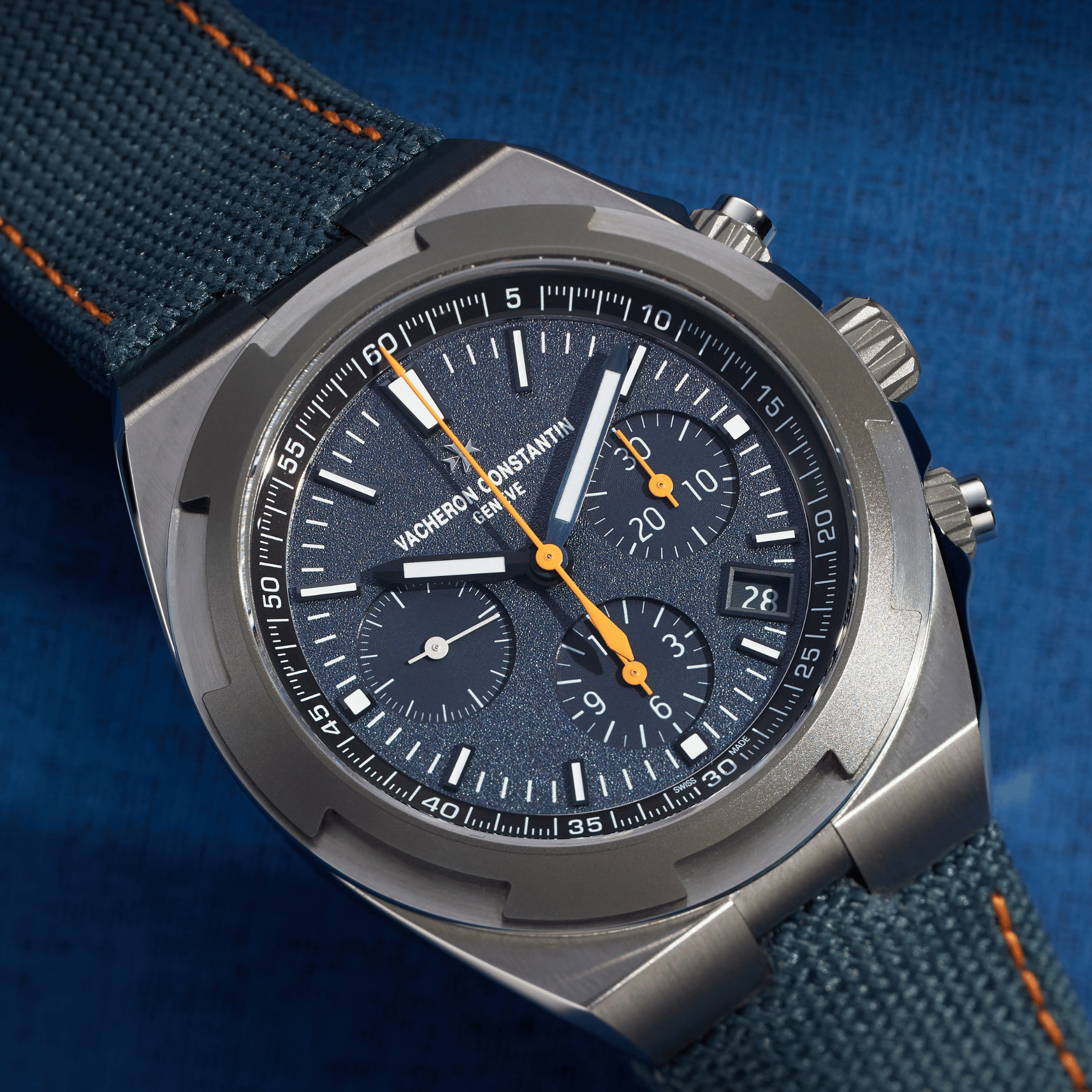 Overseas Everest Chronograph Titanium & Steel Grey Dial 43mm Product Image