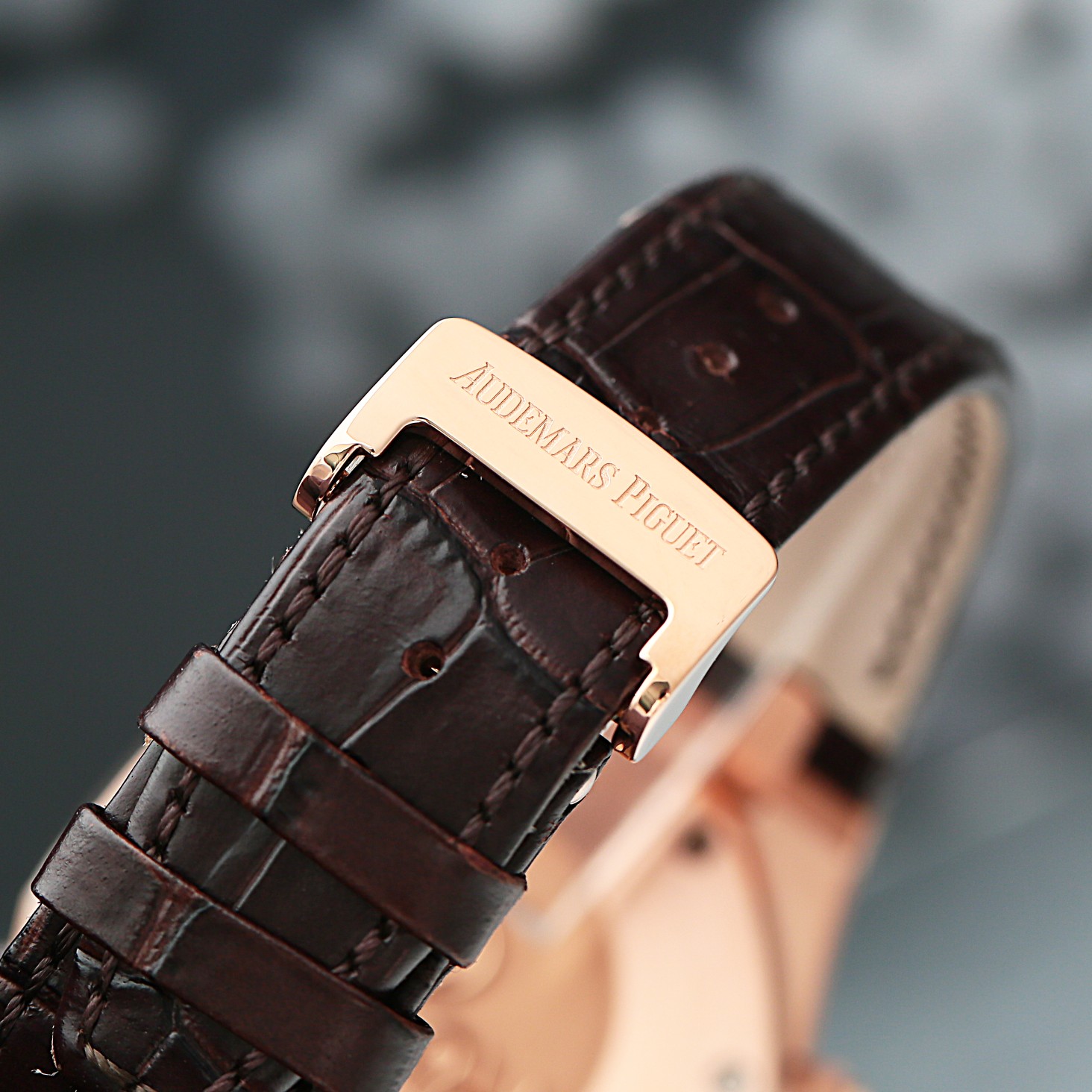 Royal Oak Chronograph Rose Gold Silver Dial 41mm Product Image 5