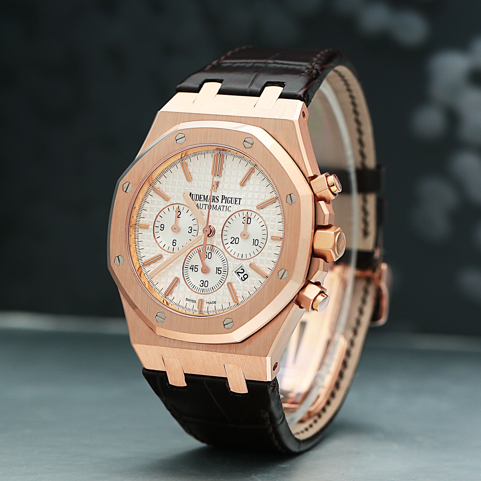 Royal Oak Chronograph Rose Gold Silver Dial 41mm Product Image 6