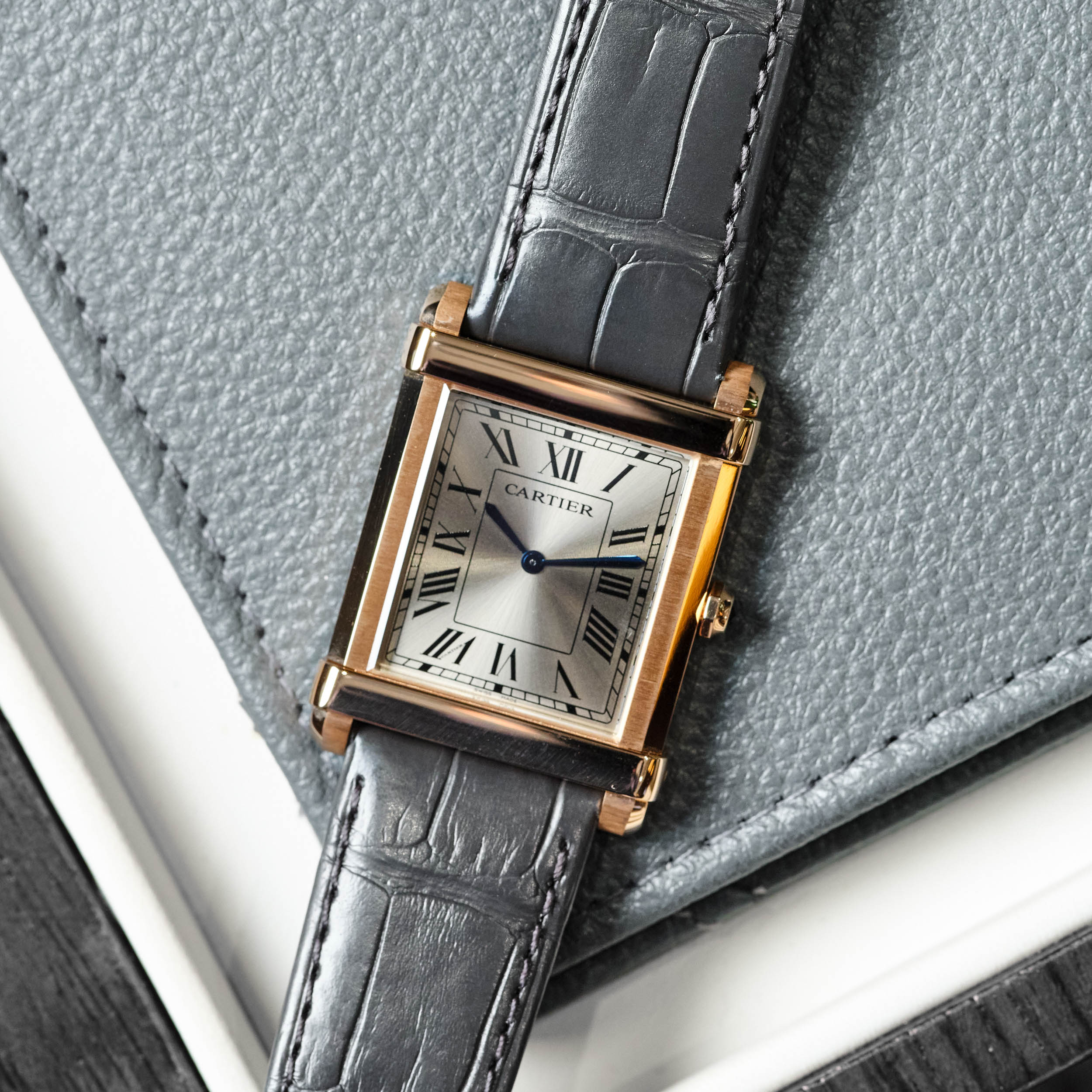 Tank Chinoise Rose Gold Silver Dial 29mm Product Image 10