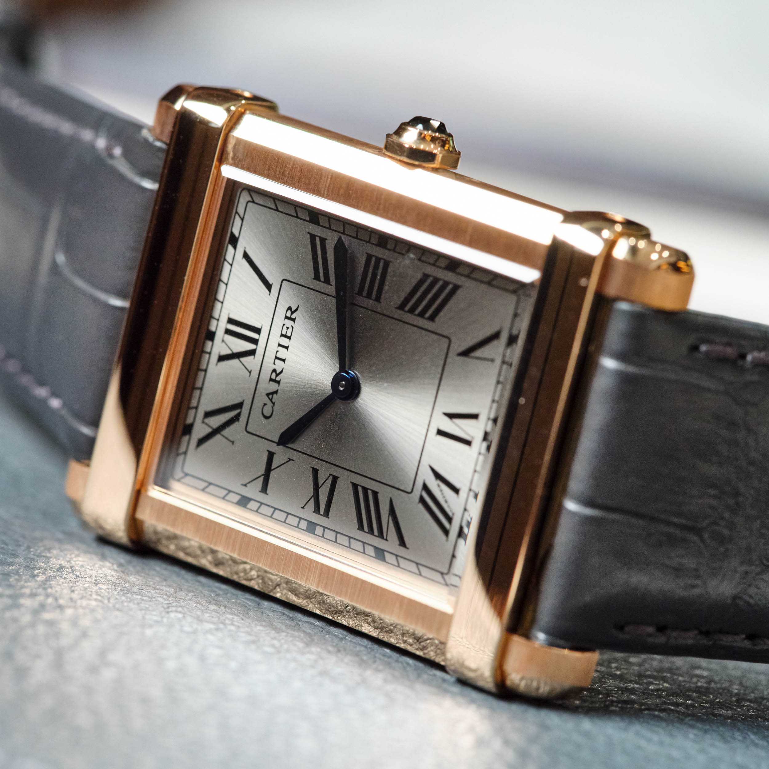 Tank Chinoise Rose Gold Silver Dial 29mm Product Image 11