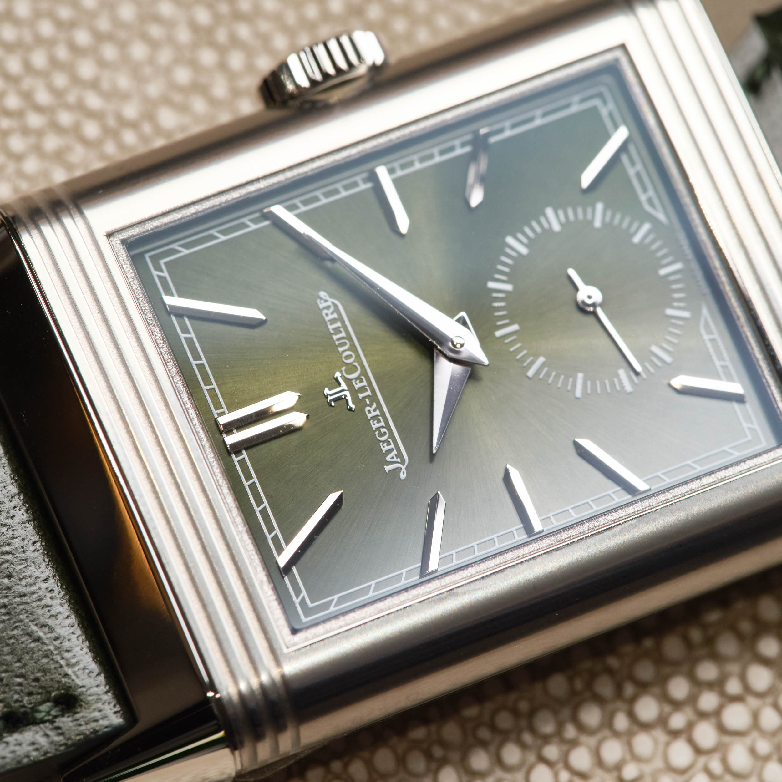 Reverso Tribute Monoface Steel Green Dial 27mm Product Image 9