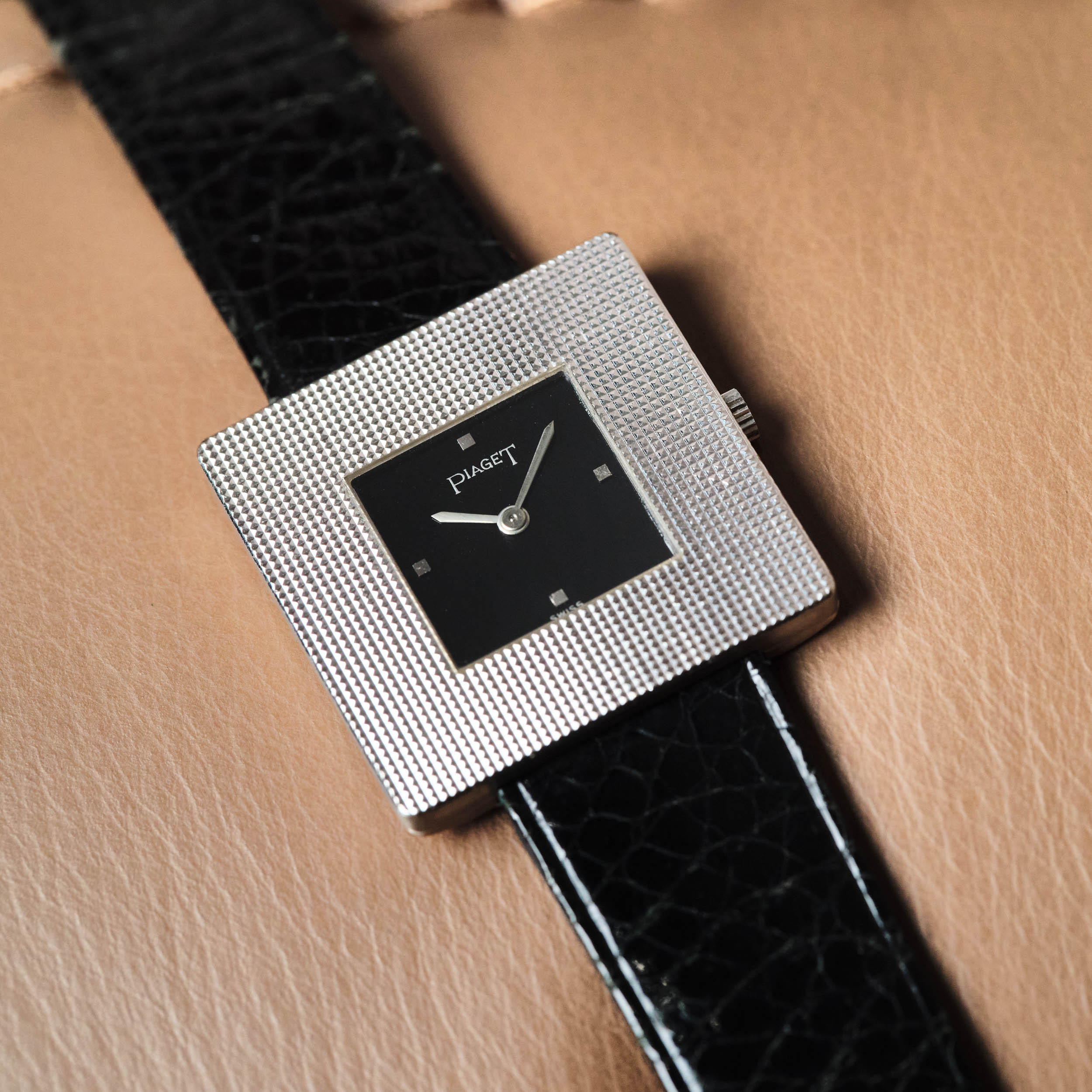Vintage Square White Gold Black Dial 27mm Product Image