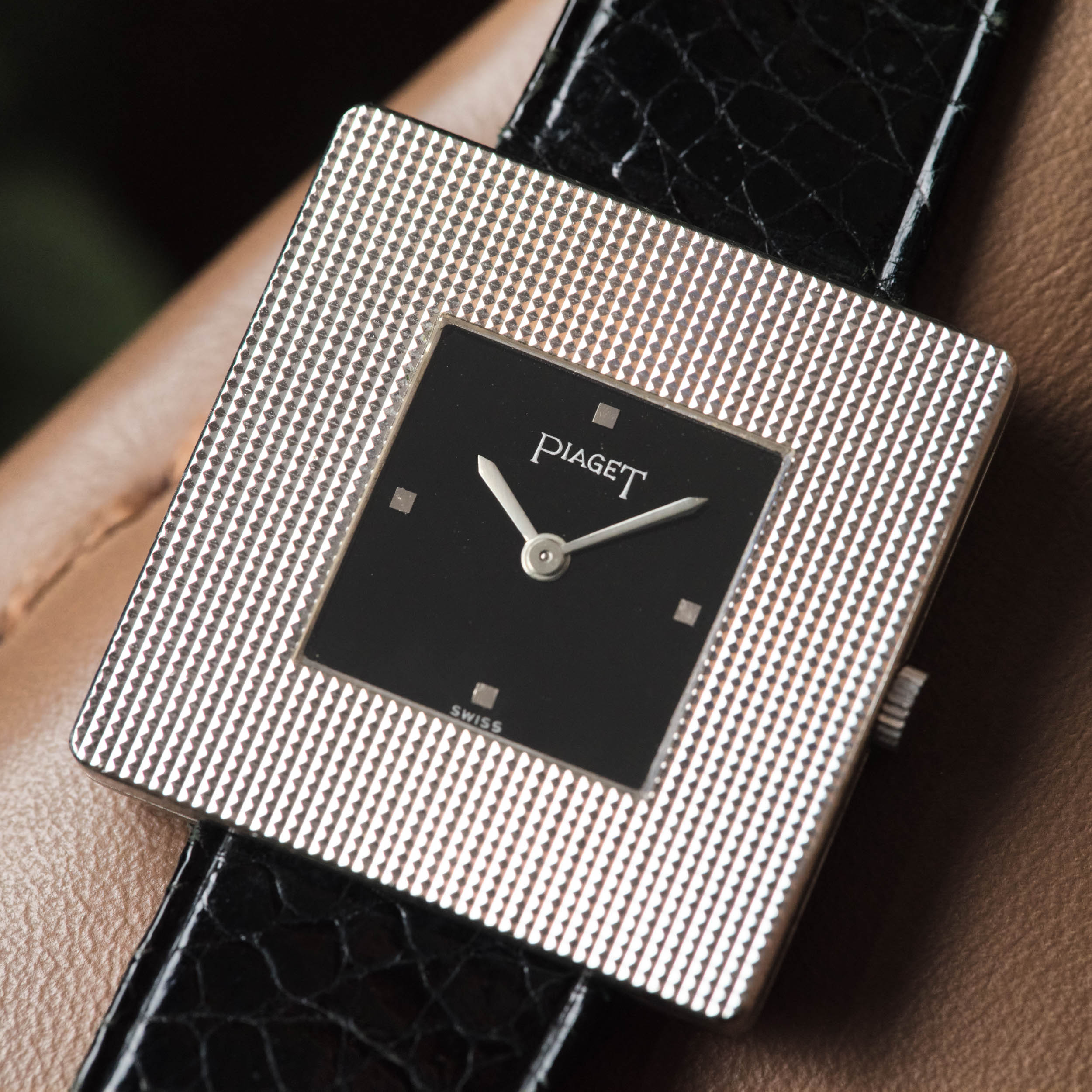 Vintage Square White Gold Black Dial 27mm Product Image