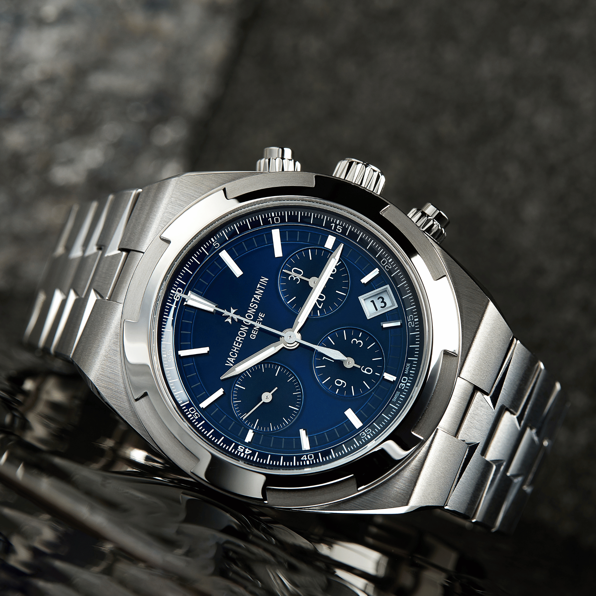 Overseas Chronograph Steel Blue Dial 42mm Product Image