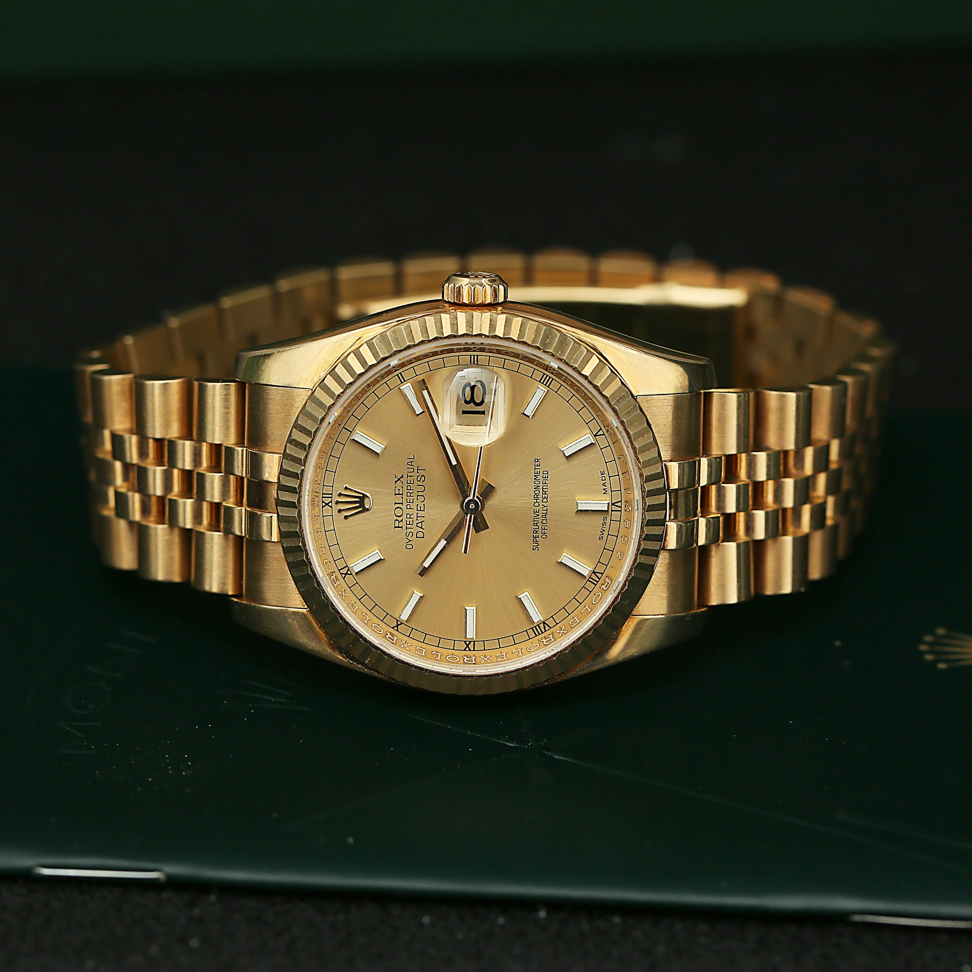 Oちゃ Rolex Datejust 36 Smooth / Black / Oyster 116200-0059