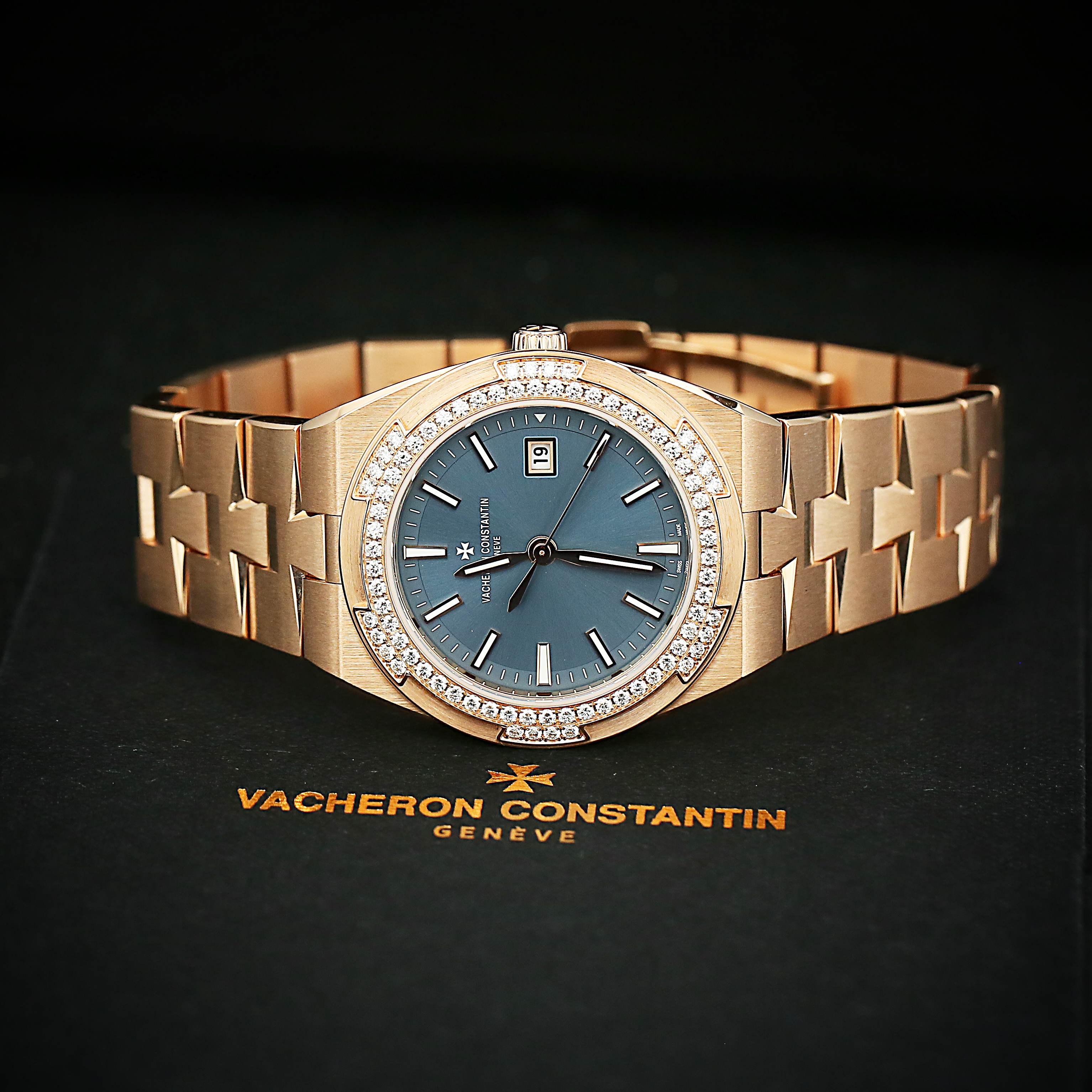 Overseas Quartz Rose Gold Diamond Blue Dial 33mm Product Image 2