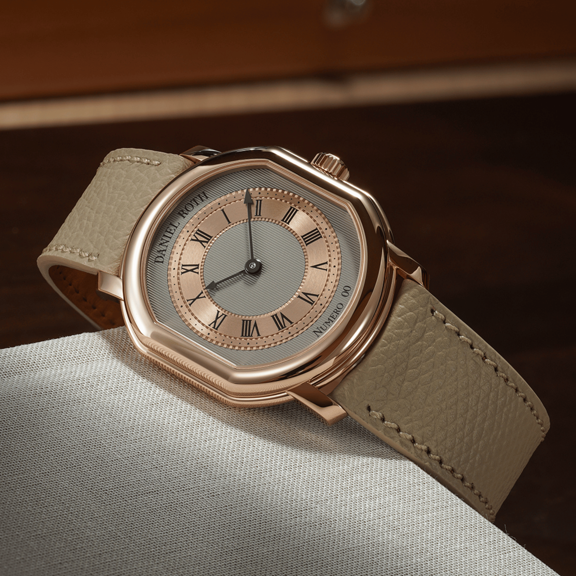 Daniel Roth Extra Plat 5N Rose Gold Product Image