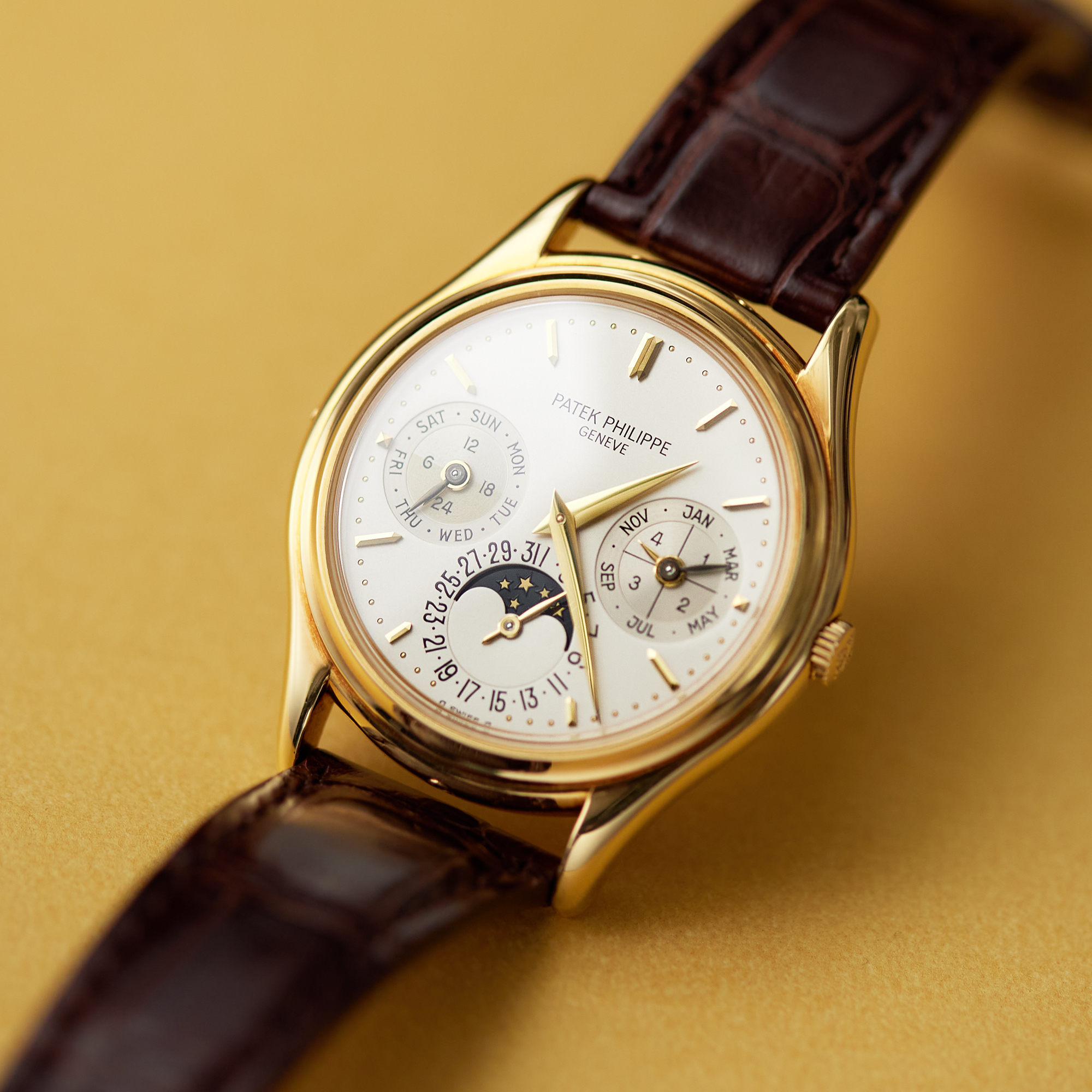 Grand Complications Perpetual Calendar Yellow Gold White Dial 36mm Product Image
