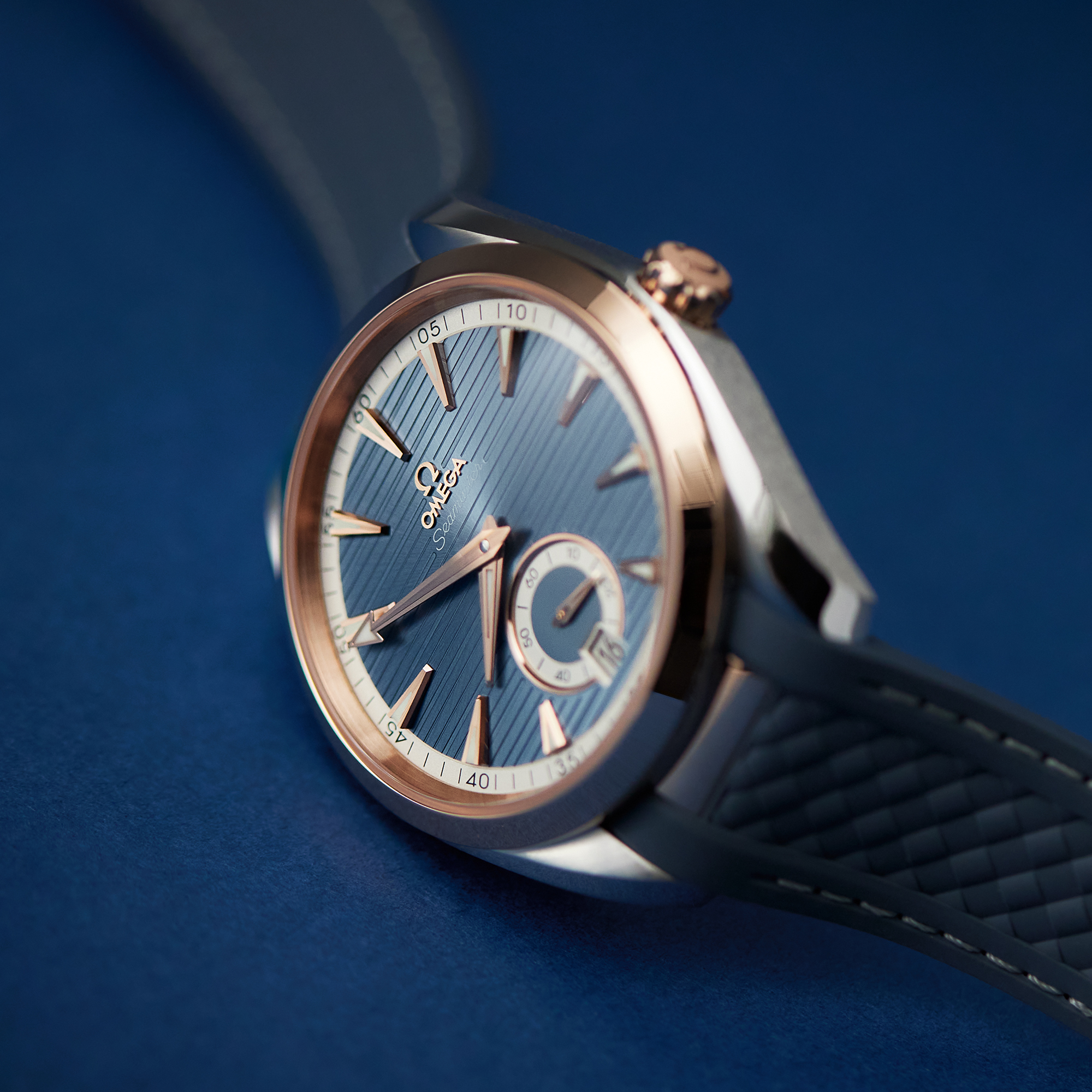 Aqua Terra Small Seconds Rose Gold & Steel Blue Dial 41mm Product Image 5