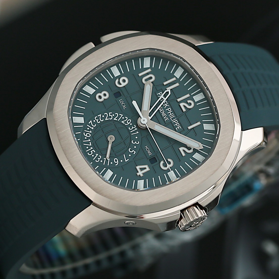 Aquanaut Travel Time White Gold Blue Dial 40mm Product Image 3