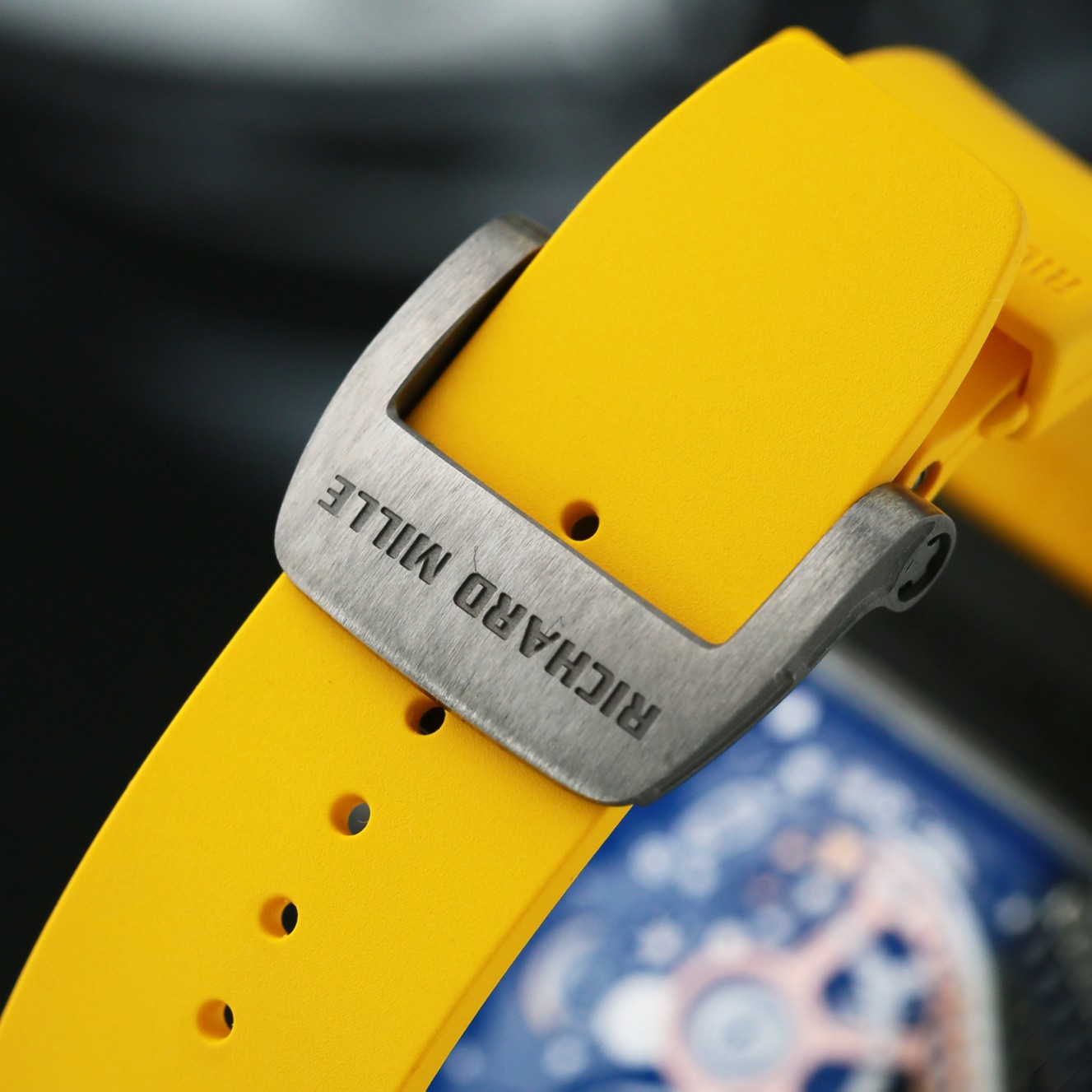 RM037 Carbon TPT Product Image 6