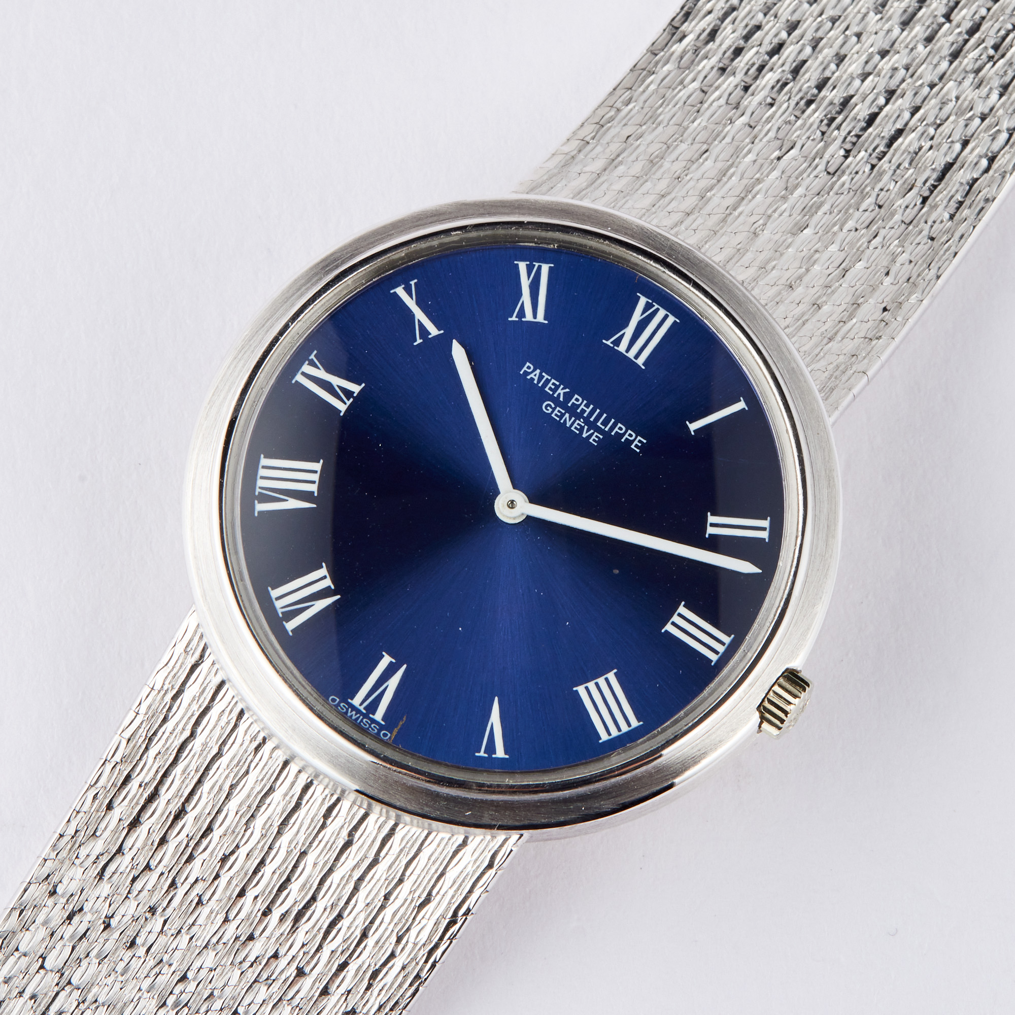 Vintage Calatrava White Gold Blue Dial 33mm Product Image 1