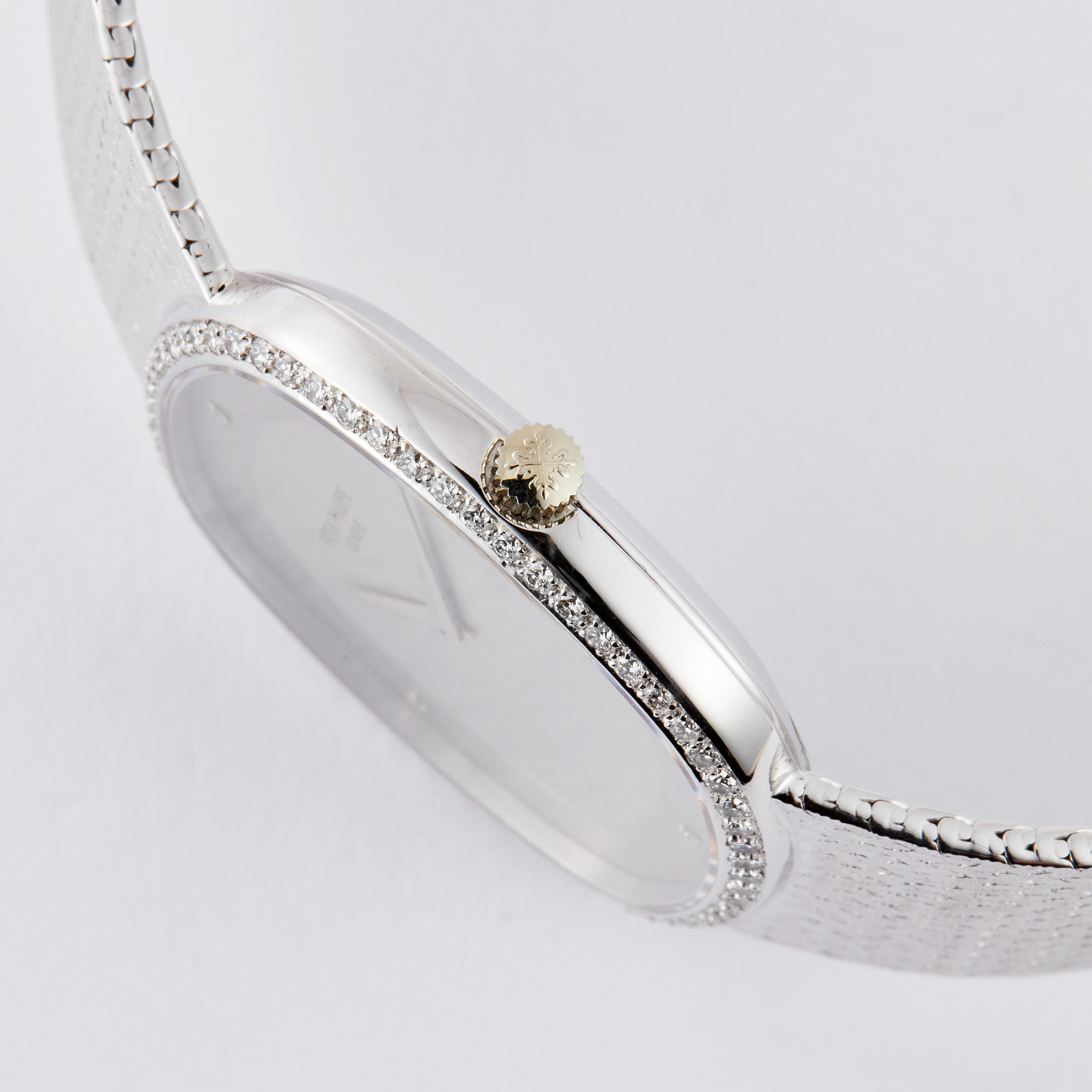 Vintage Ellipse White Gold Diamond Silver Dial 33mm Product Image 2