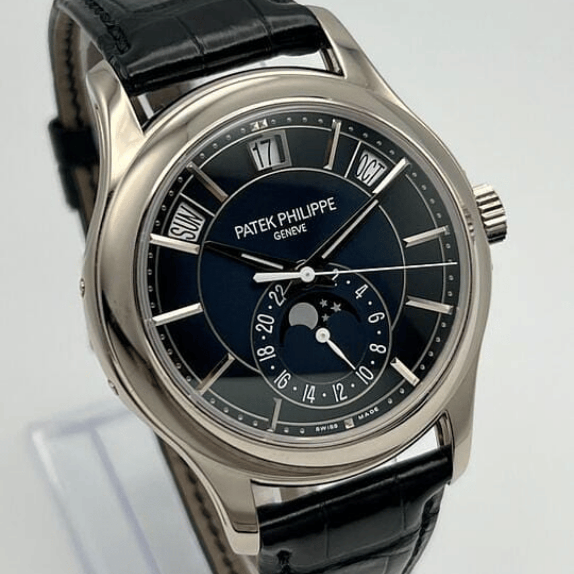 Annual Calendar White Gold Blue Dial 40mm Product Image 4