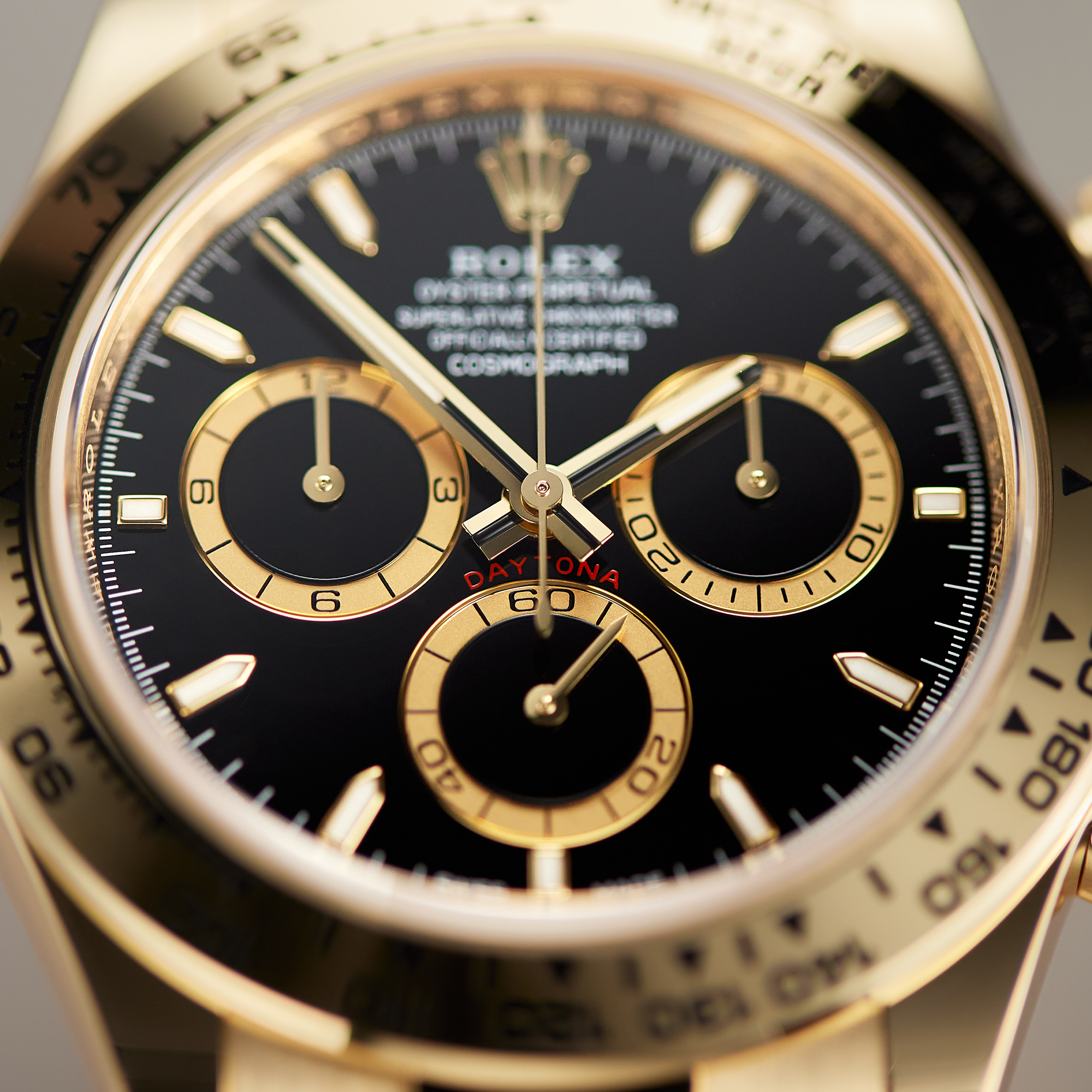Daytona Yellow Gold Black Dial 40mm Product Image 8