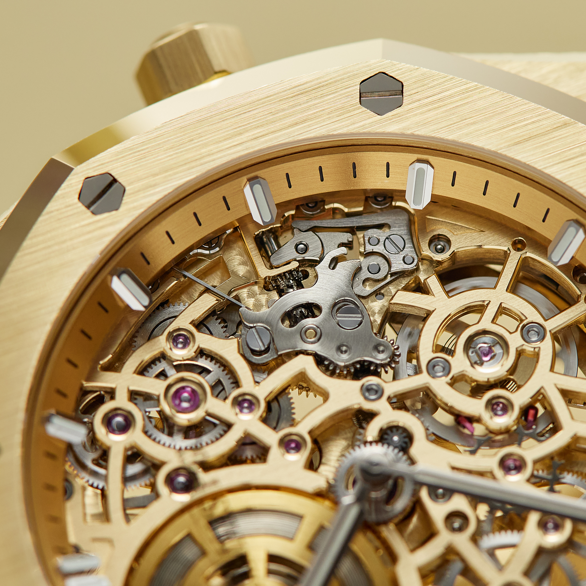 Royal Oak "Jumbo" Extra-Thin Openworked Yellow Gold 39mm Product Image
