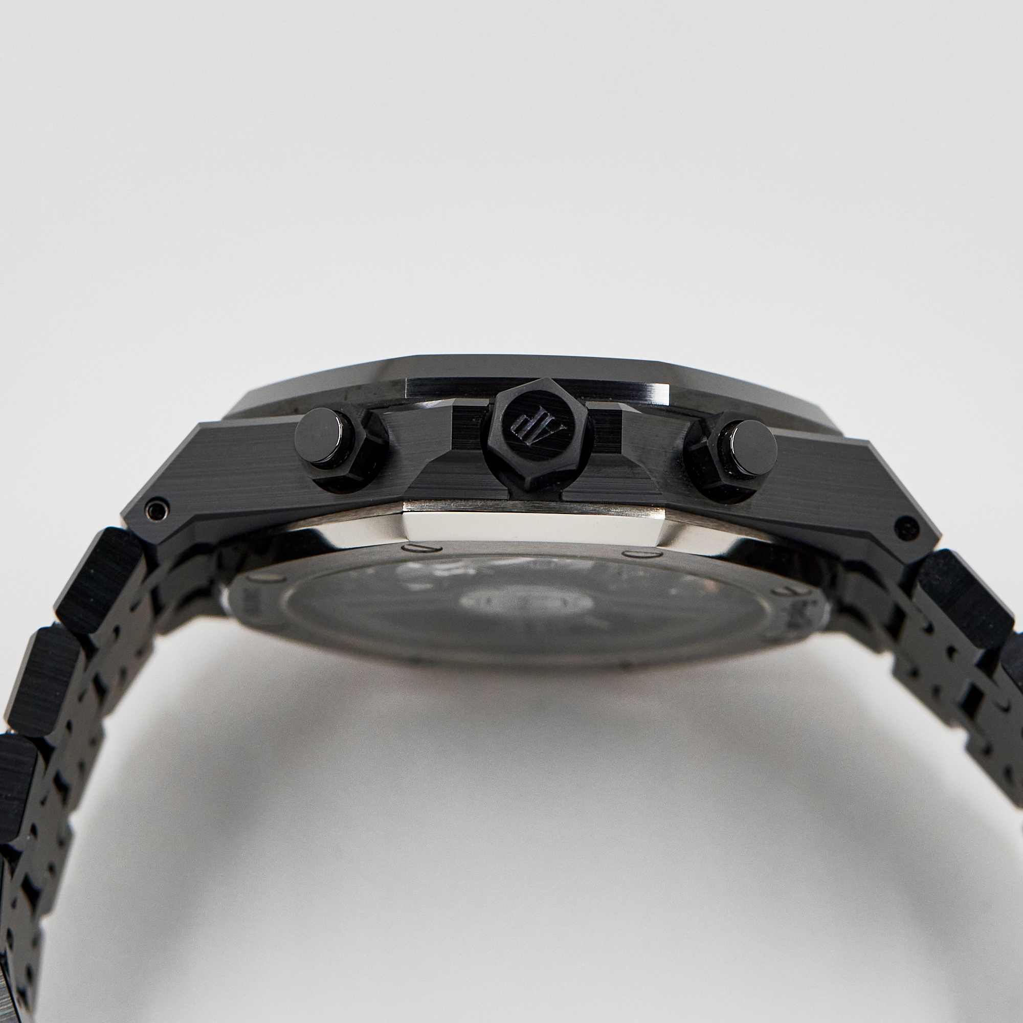 Royal Oak Chronograph Ceramic Black Dial 41mm Product Image 4