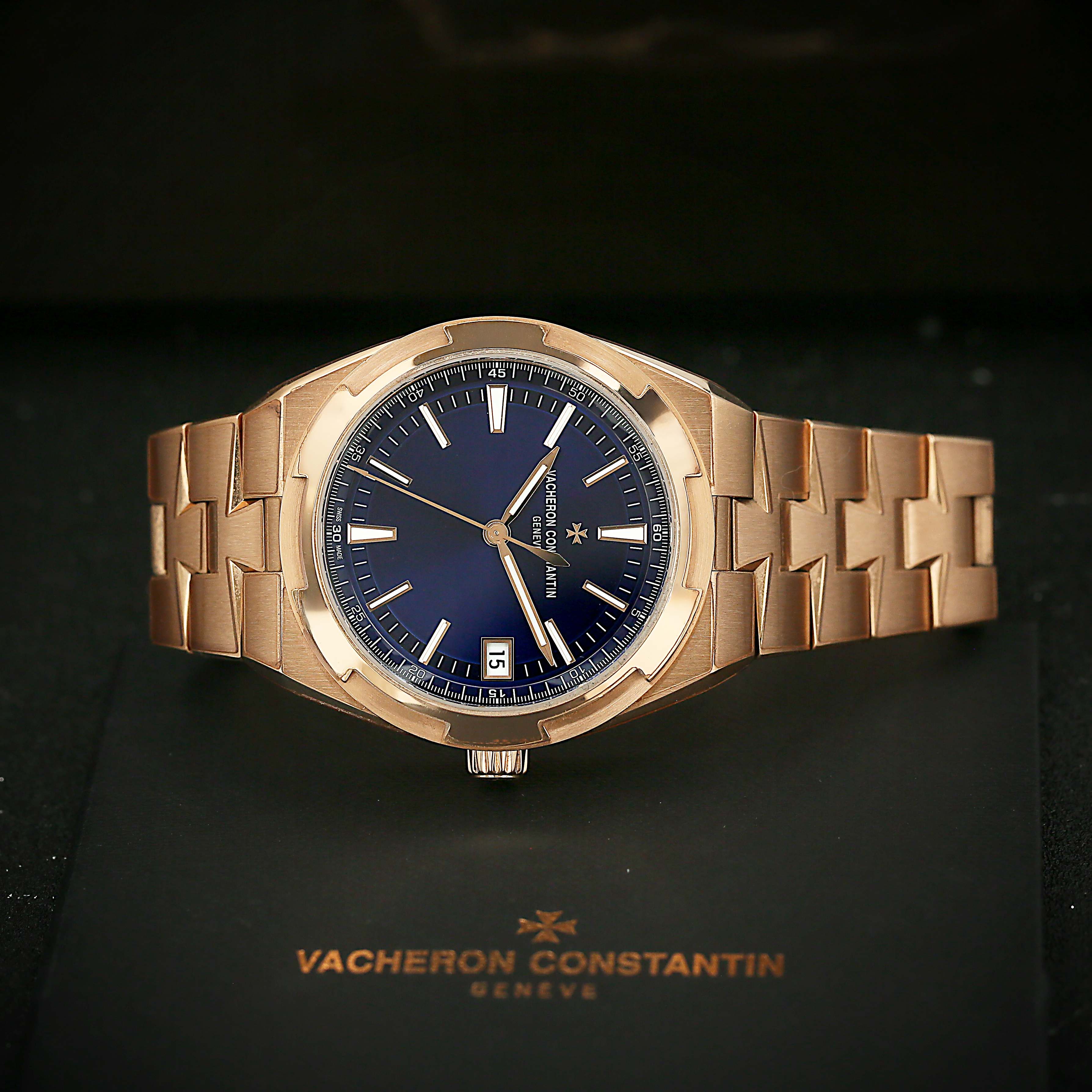 Overseas Date Rose Gold Blue Dial 41mm Product Image 3