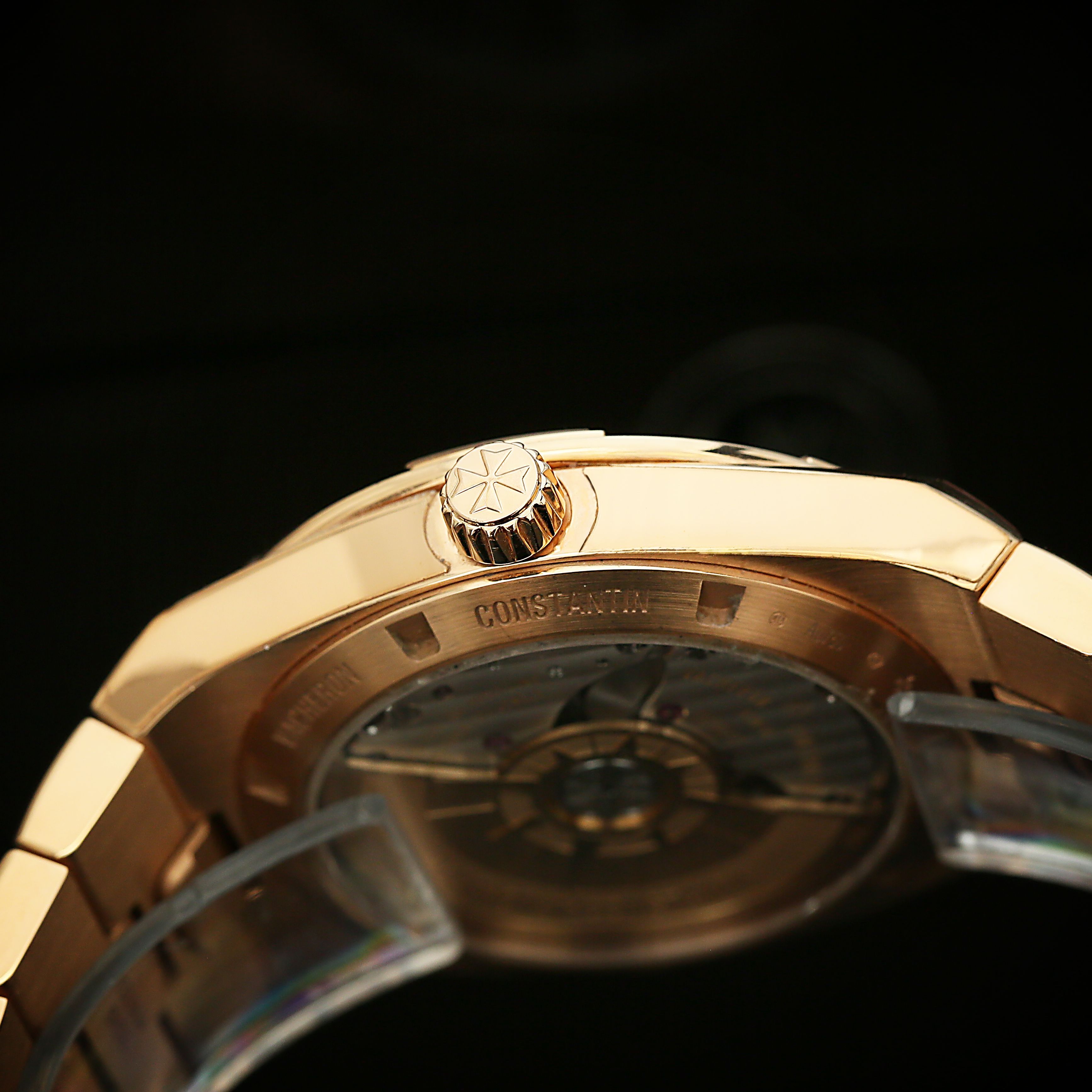 Overseas Date Rose Gold Blue Dial 41mm Product Image 4