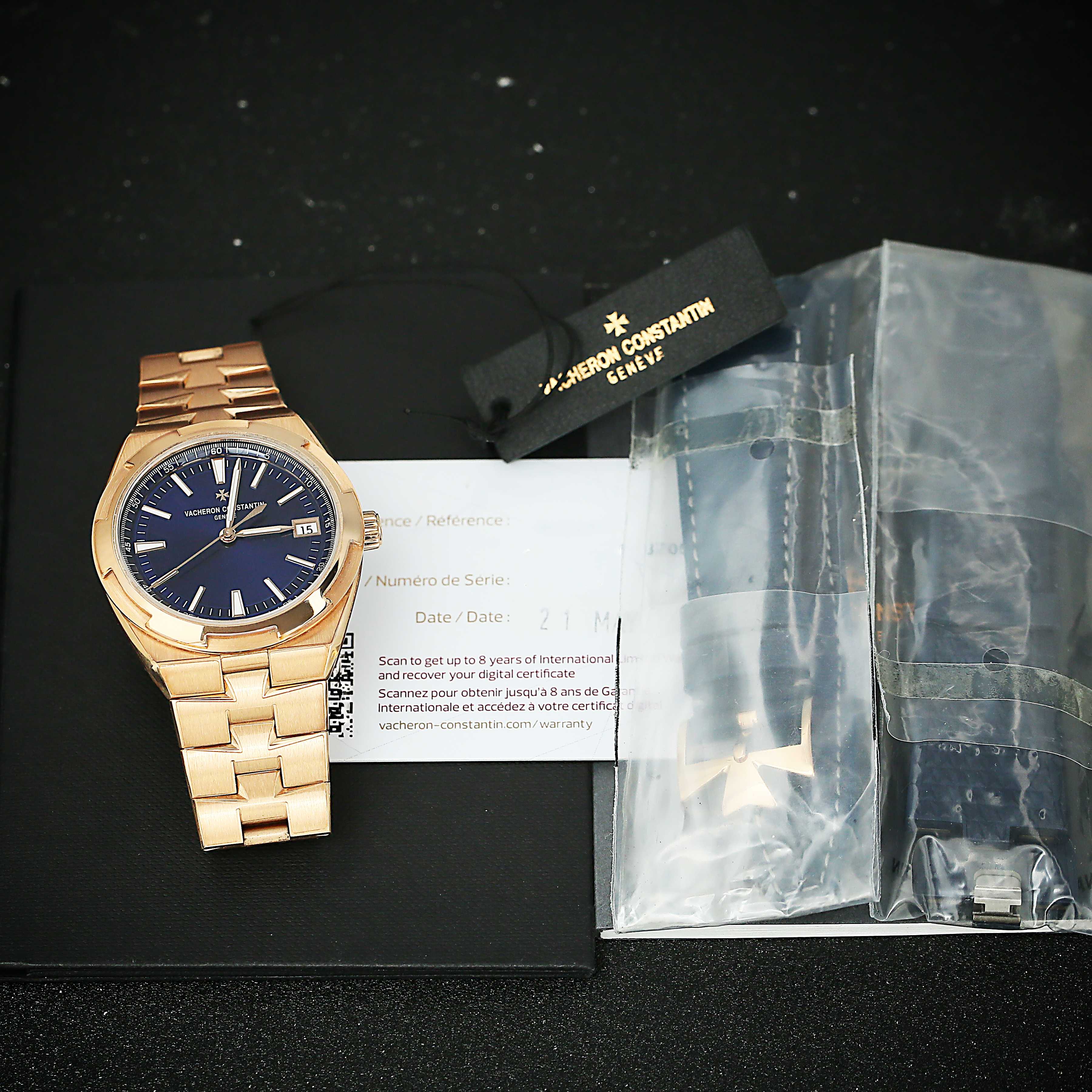 Overseas Date Rose Gold Blue Dial 41mm Product Image 7
