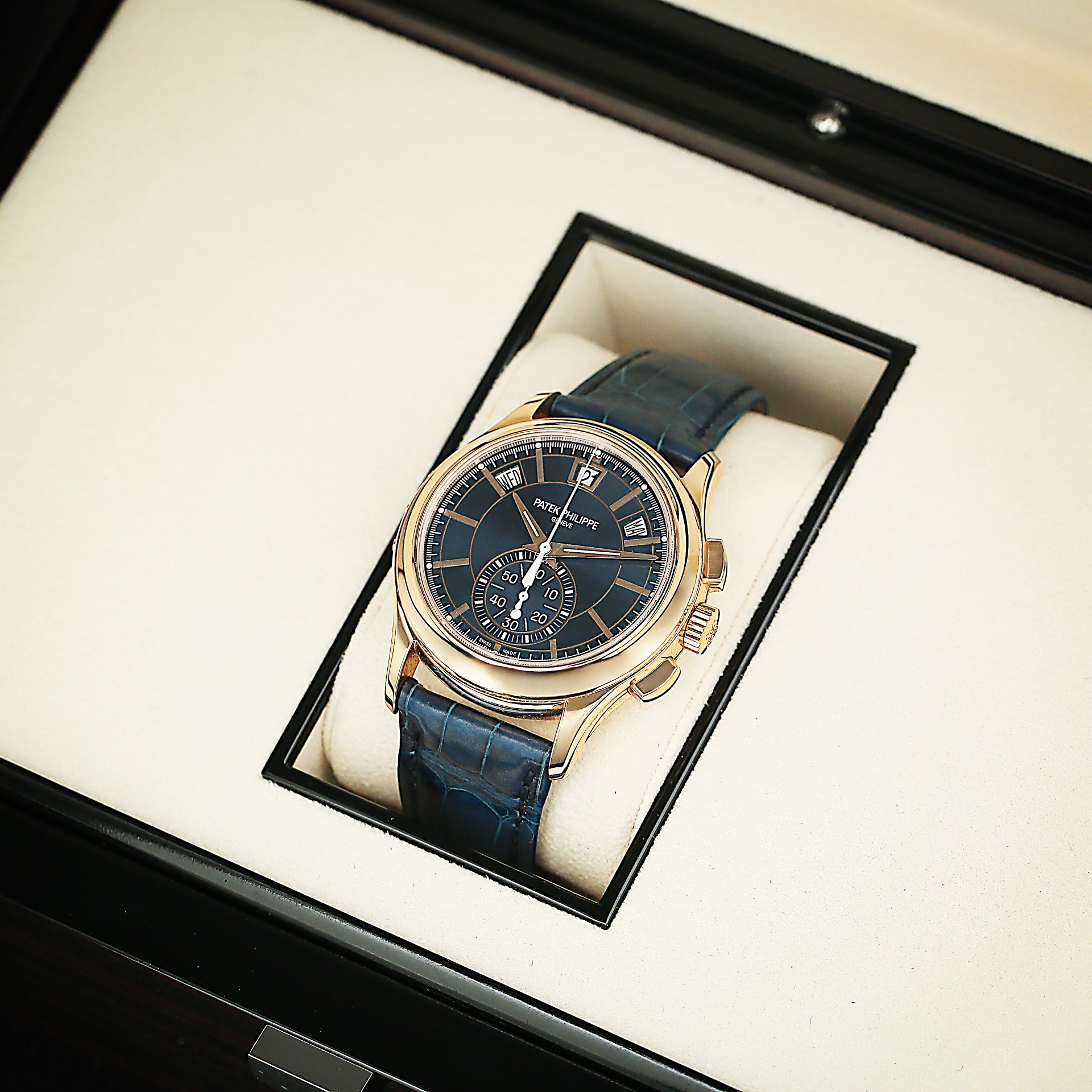 Annual Calendar Chronograph Rose Gold Blue Dial 42mm Product Image 2