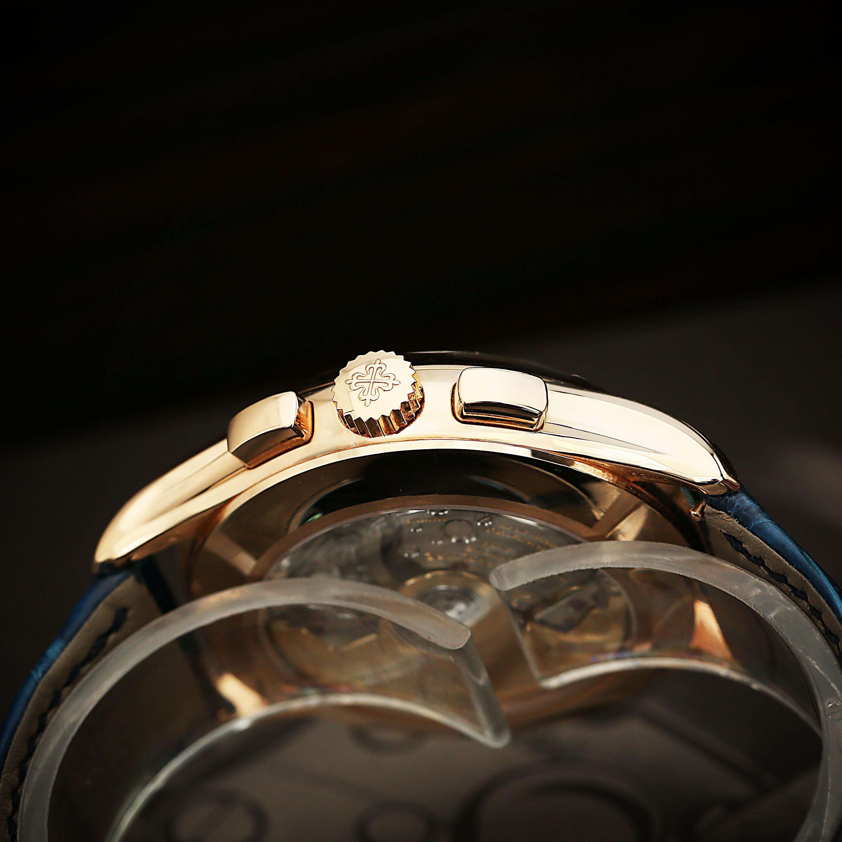 Annual Calendar Chronograph Rose Gold Blue Dial 42mm Product Image 4