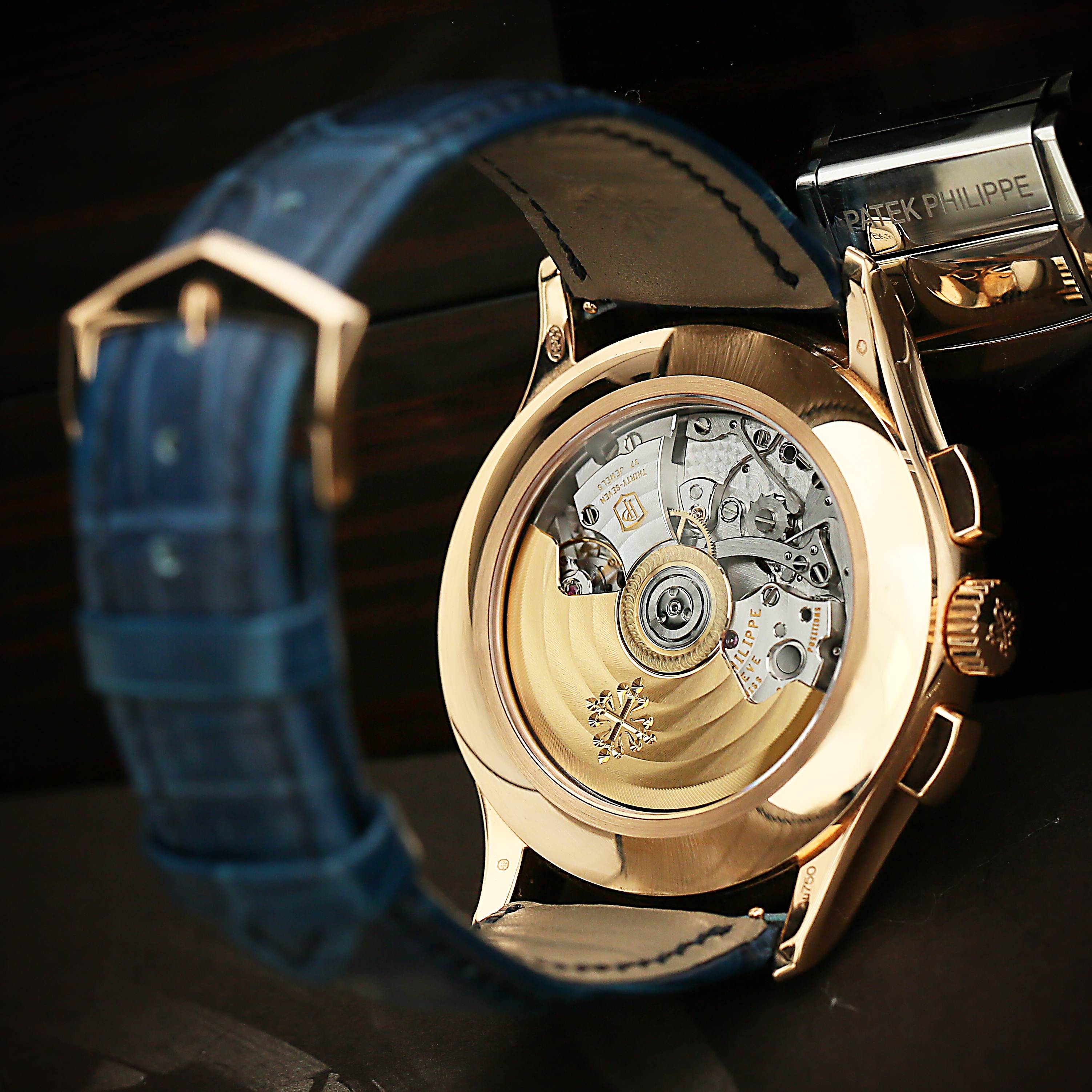 Annual Calendar Chronograph Rose Gold Blue Dial 42mm Product Image 5