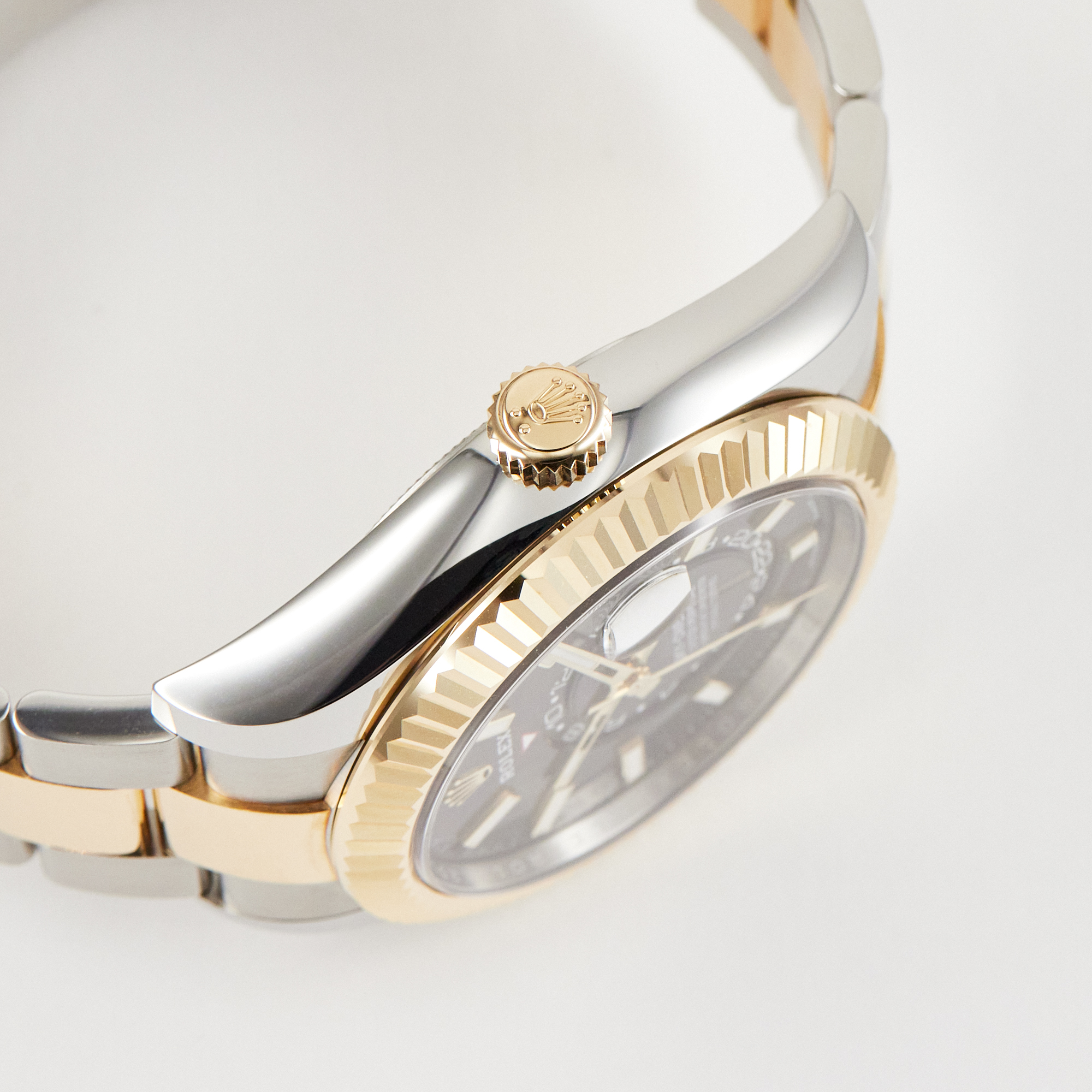 Sky-Dweller Yellow Gold & Steel Black Dial 42mm Product Image 3