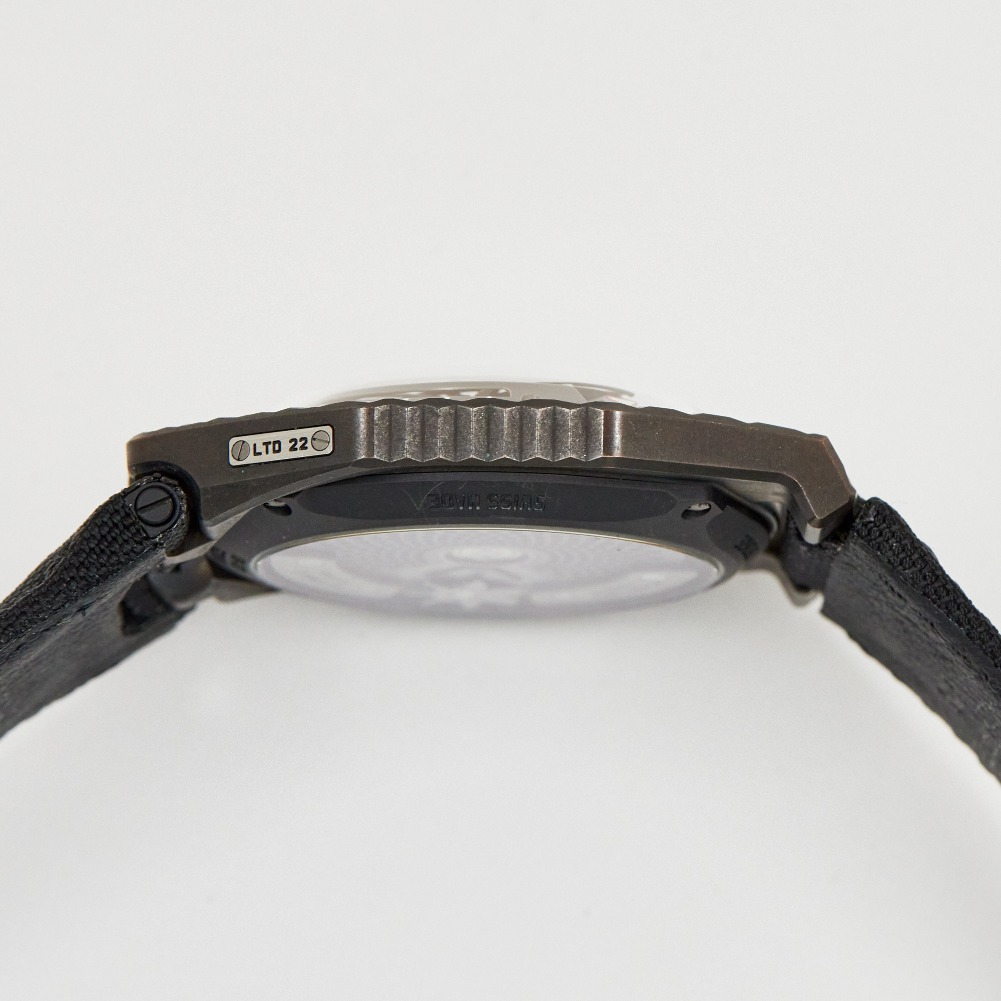 UR100V T Rex Edition 41mm Product Image 5