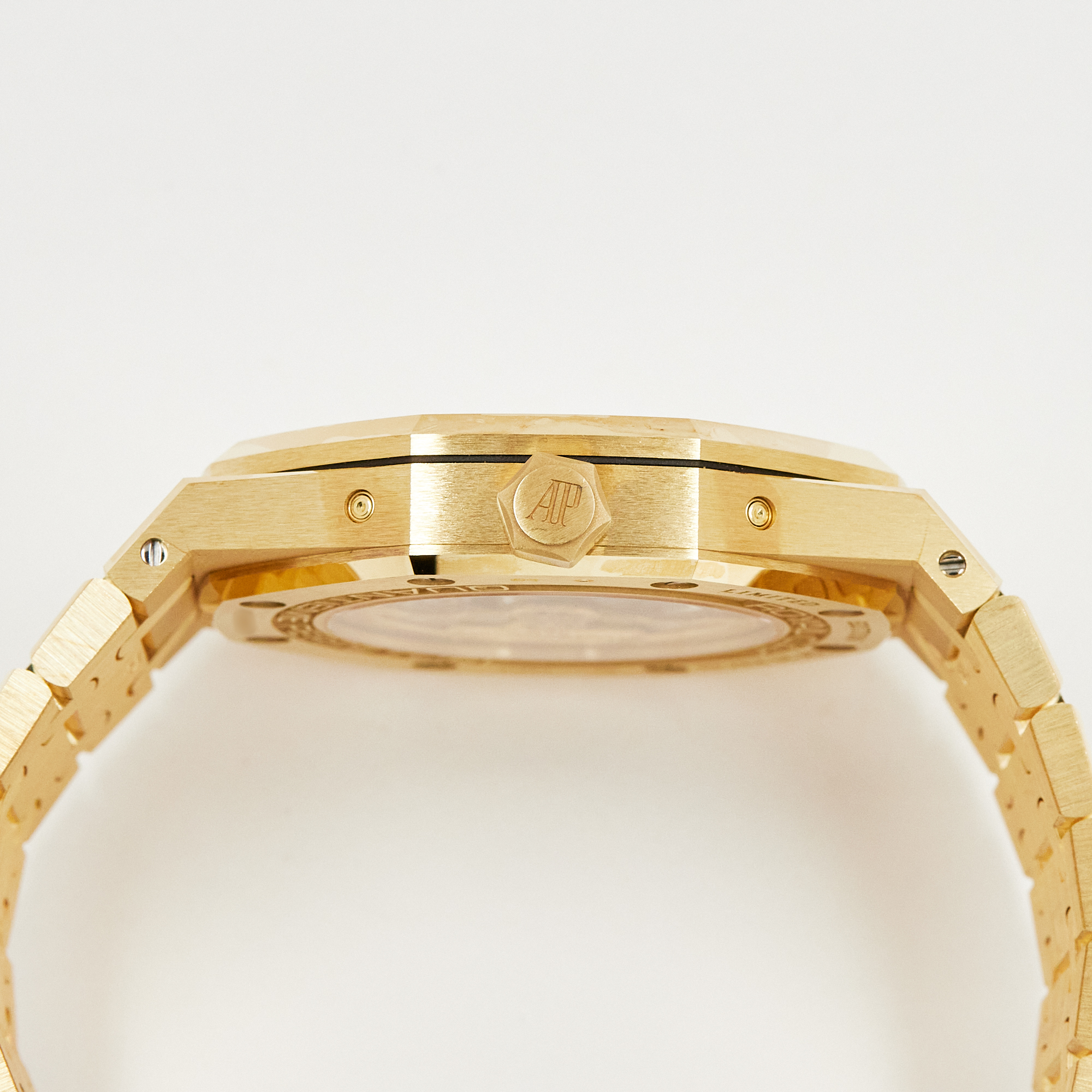 Royal Oak "Singapore" Perpetual Calendar Yellow Gold Limited Edition 41mm Product Image 4