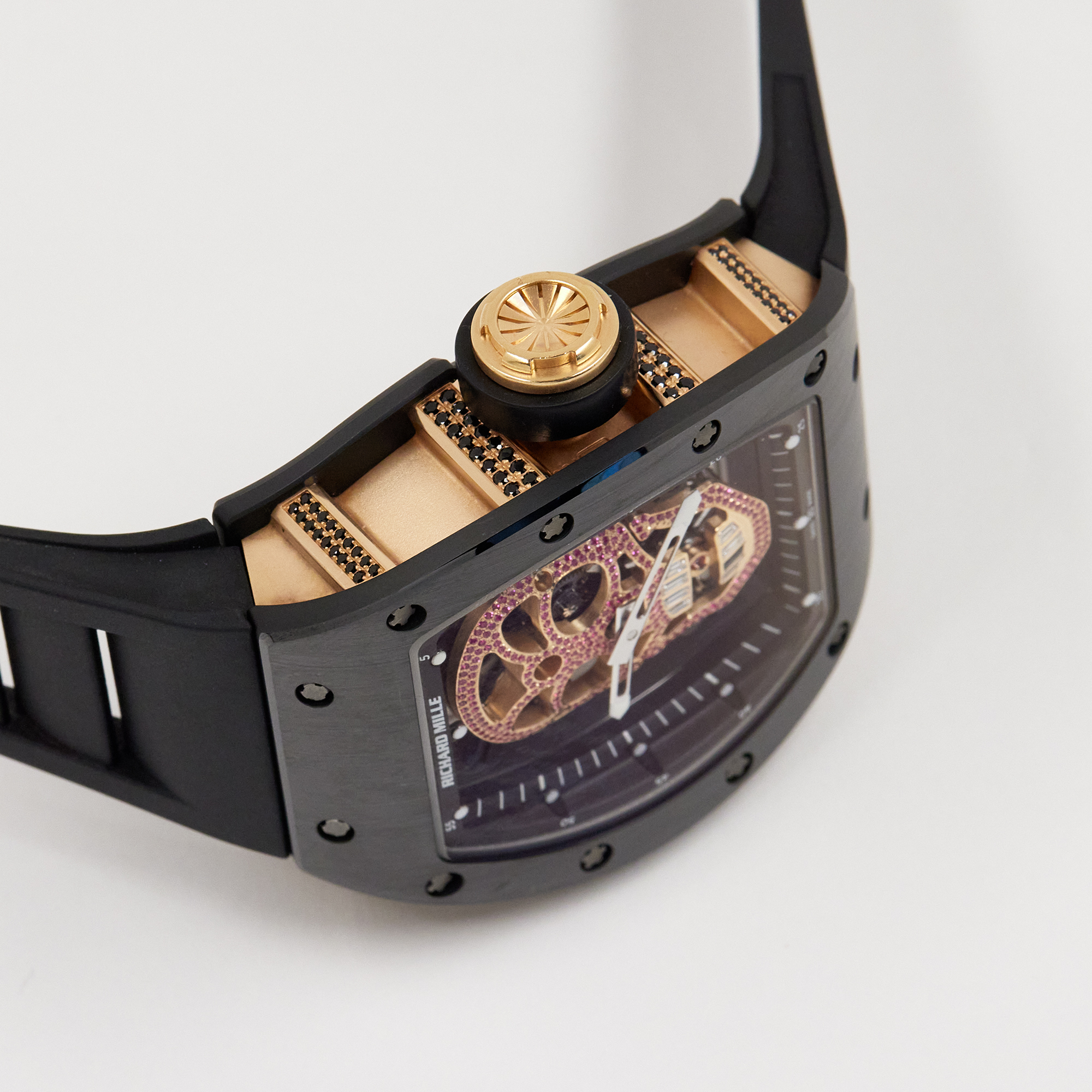 RM52-01 Black Ceramic Ruby Skull Product Image 2