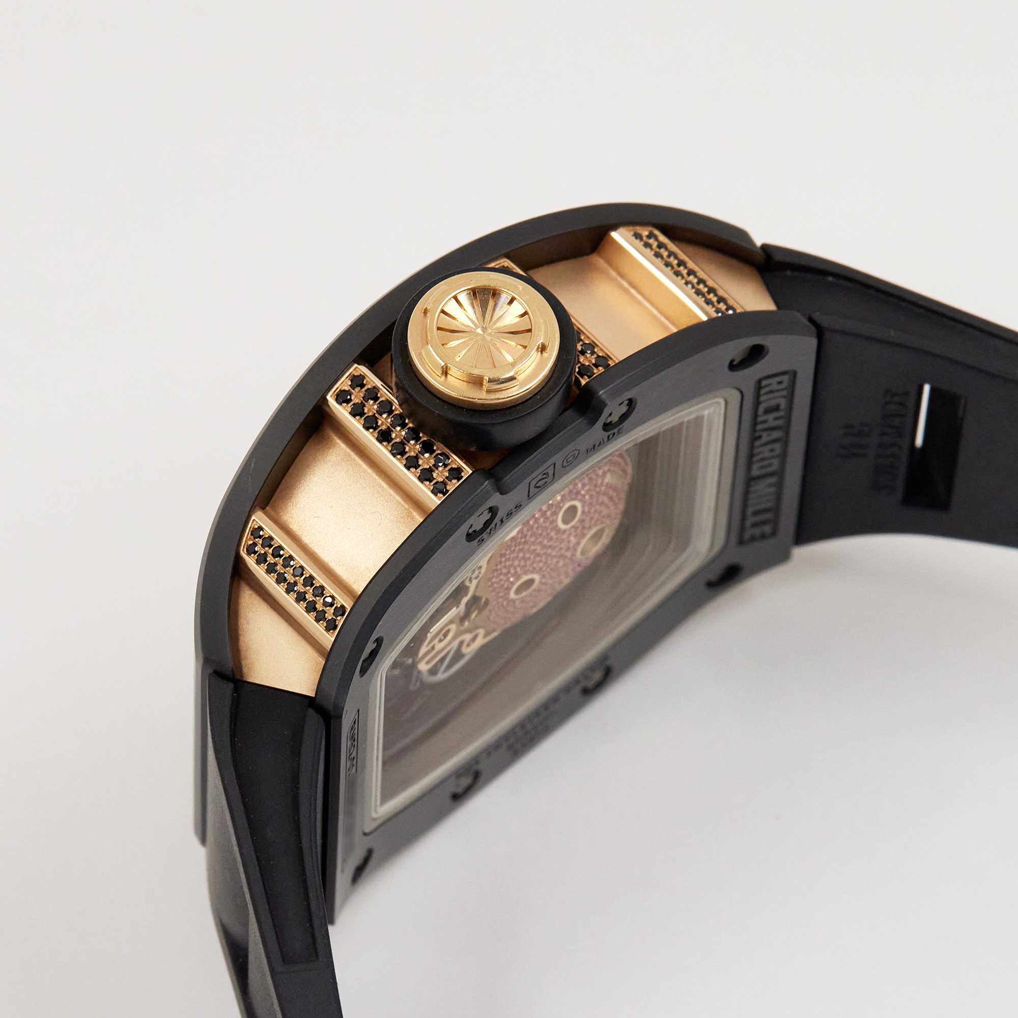 RM52-01 Black Ceramic Ruby Skull Product Image 3