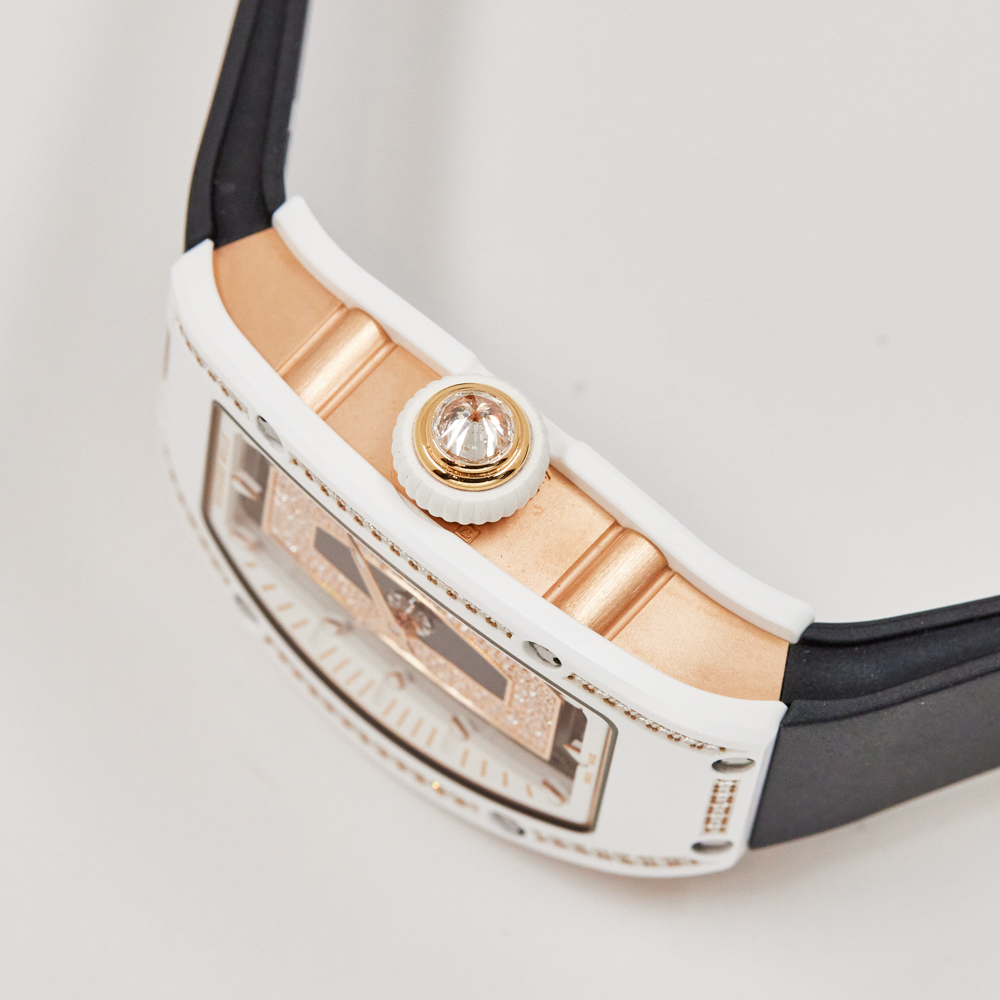 RM07-01 ATZ White Ceramic One Row Onyx Product Image 2