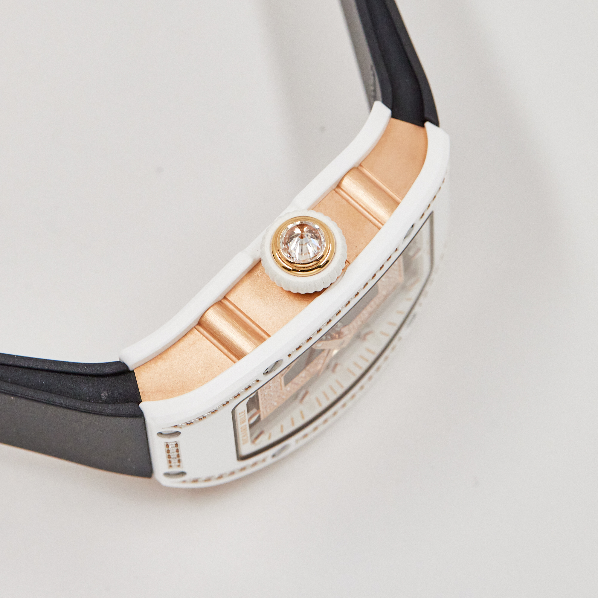 RM07-01 ATZ White Ceramic One Row Onyx Product Image 3