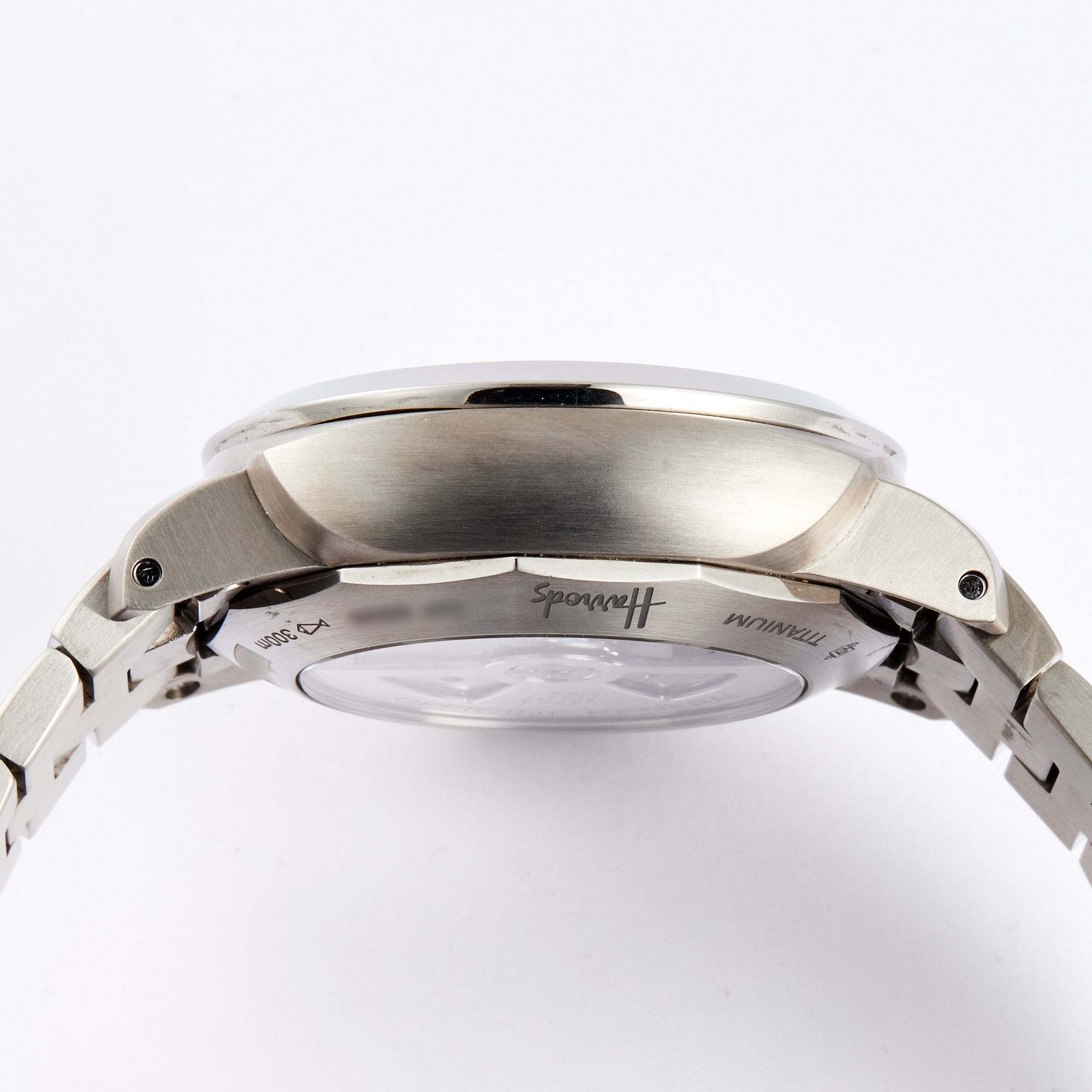 Luminor 1950 Marina "Harrods" Titanium Green Dial 44mm Product Image 5